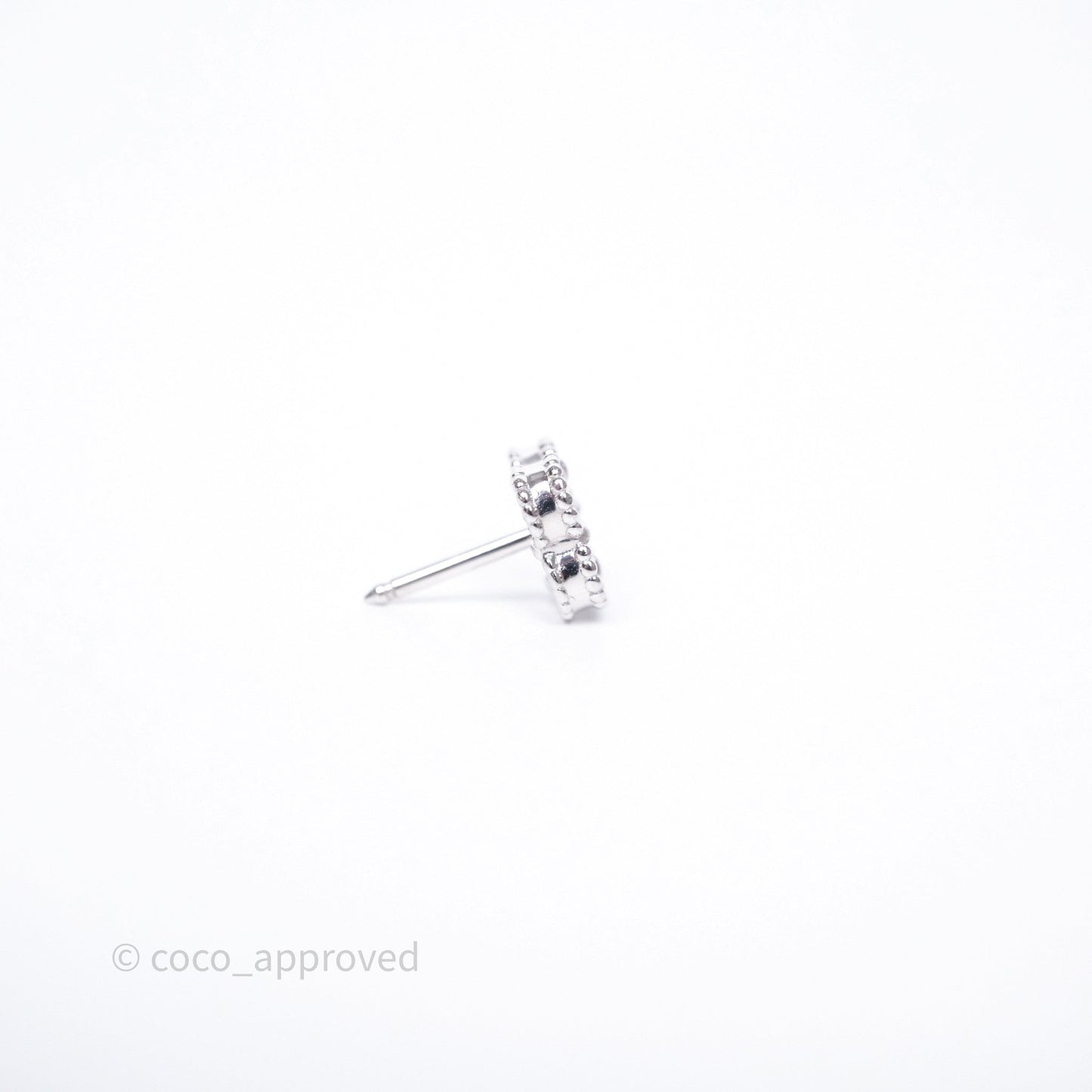 Van Cleef & Arpels Sweet Alhambra Earrings White Mother-of-pearl White Gold