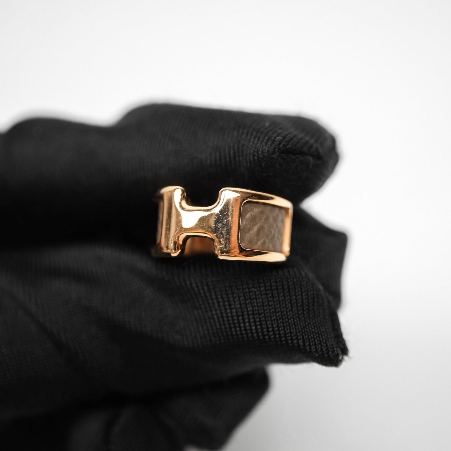 Hermes Olympe Ear Cuff Small Model Etoupe 18 Epsom Rose Gold Hardware