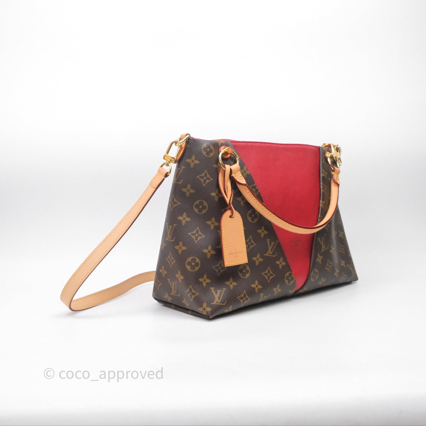 Louis Vuitton V Tote MM Monogram Canvas