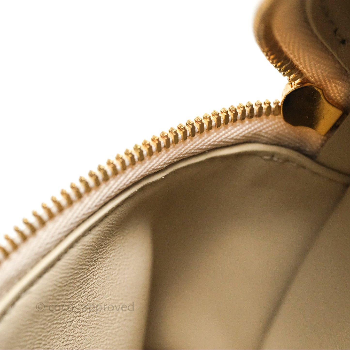 Loro Piana Extra Pocket L19 Beige Cotton-Linen Gold Hardware
