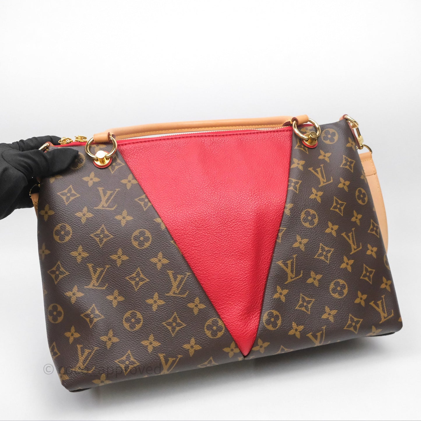 Louis Vuitton V Tote MM Monogram Canvas