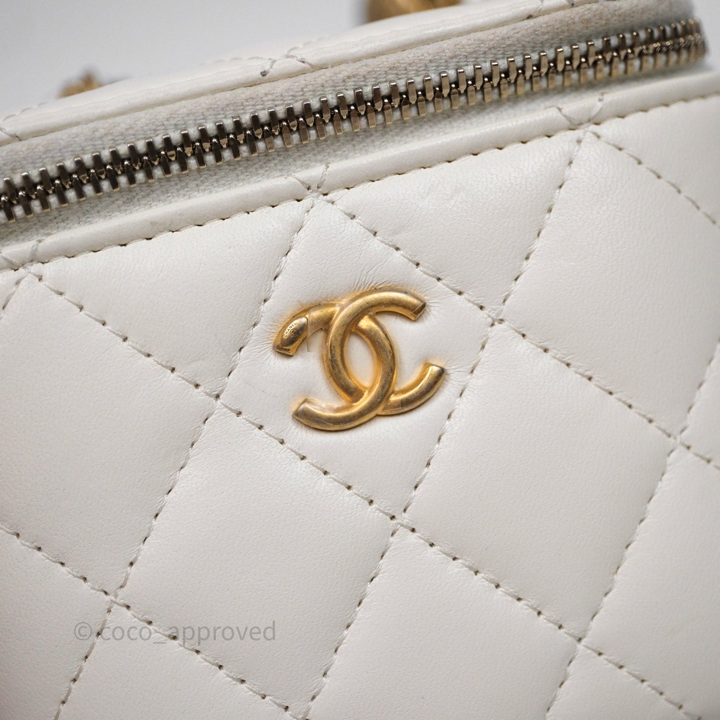 Chanel Mini Pearl Crush Vanity With Chain White Aged Gold Hardware