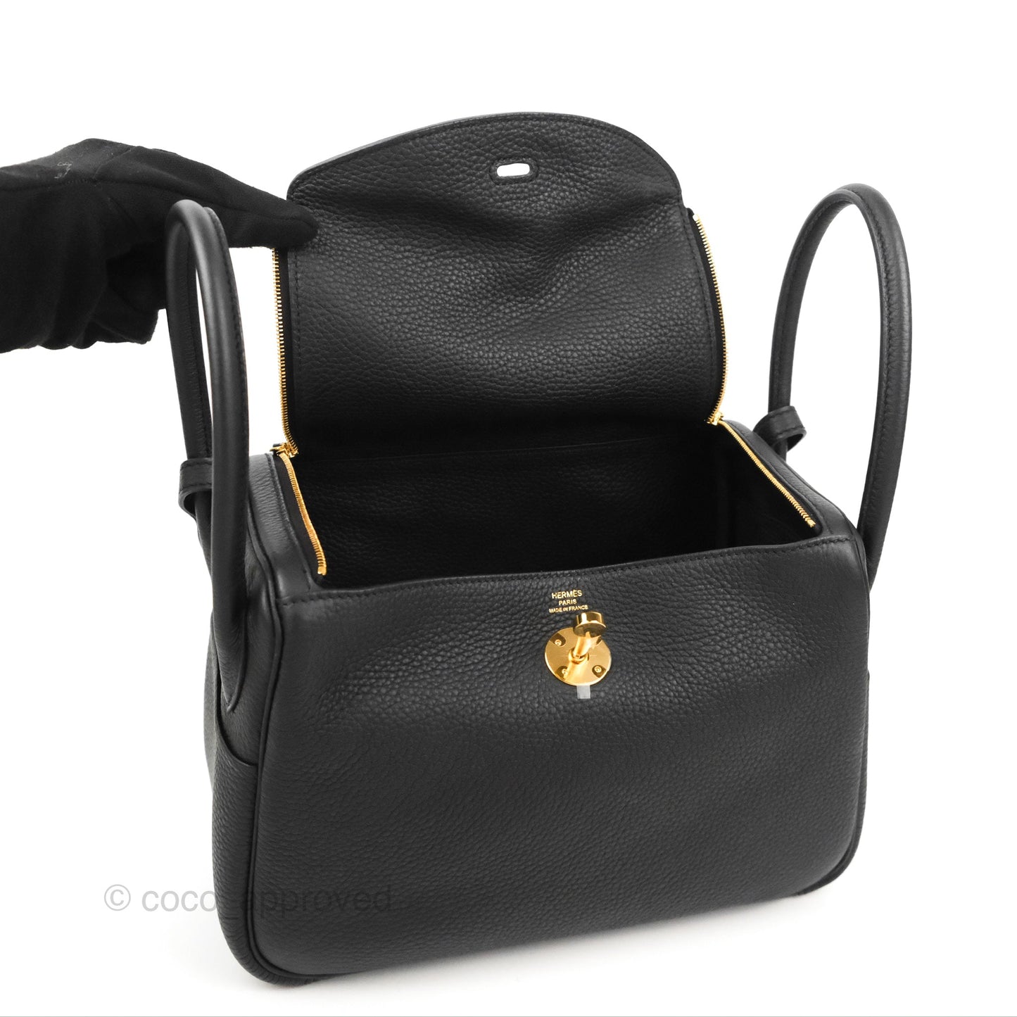 Hermès Lindy 26 Black Taurillion Clemence Gold Hardware