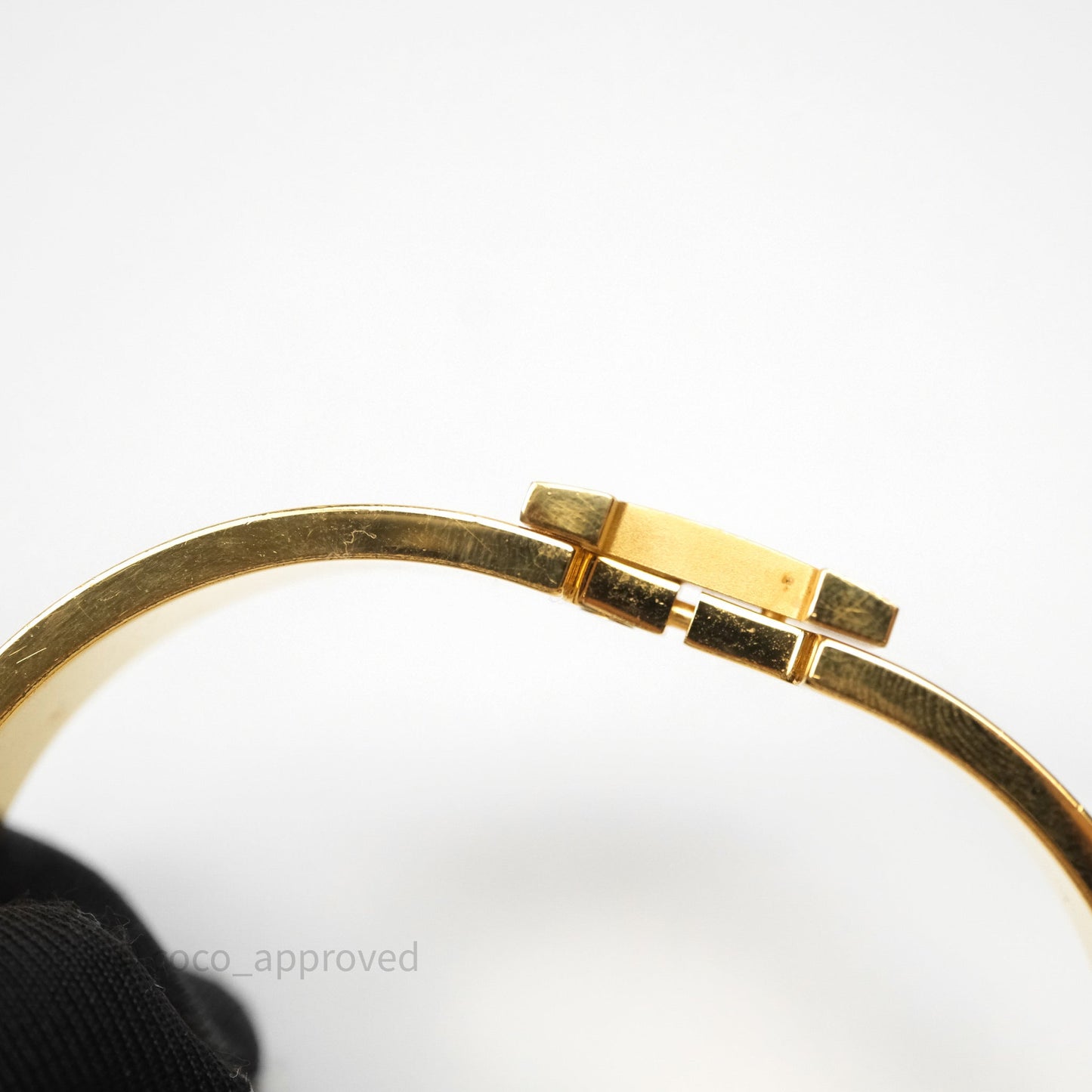 Hermès Clic HH Bracelet Matte Black Brushed Gold