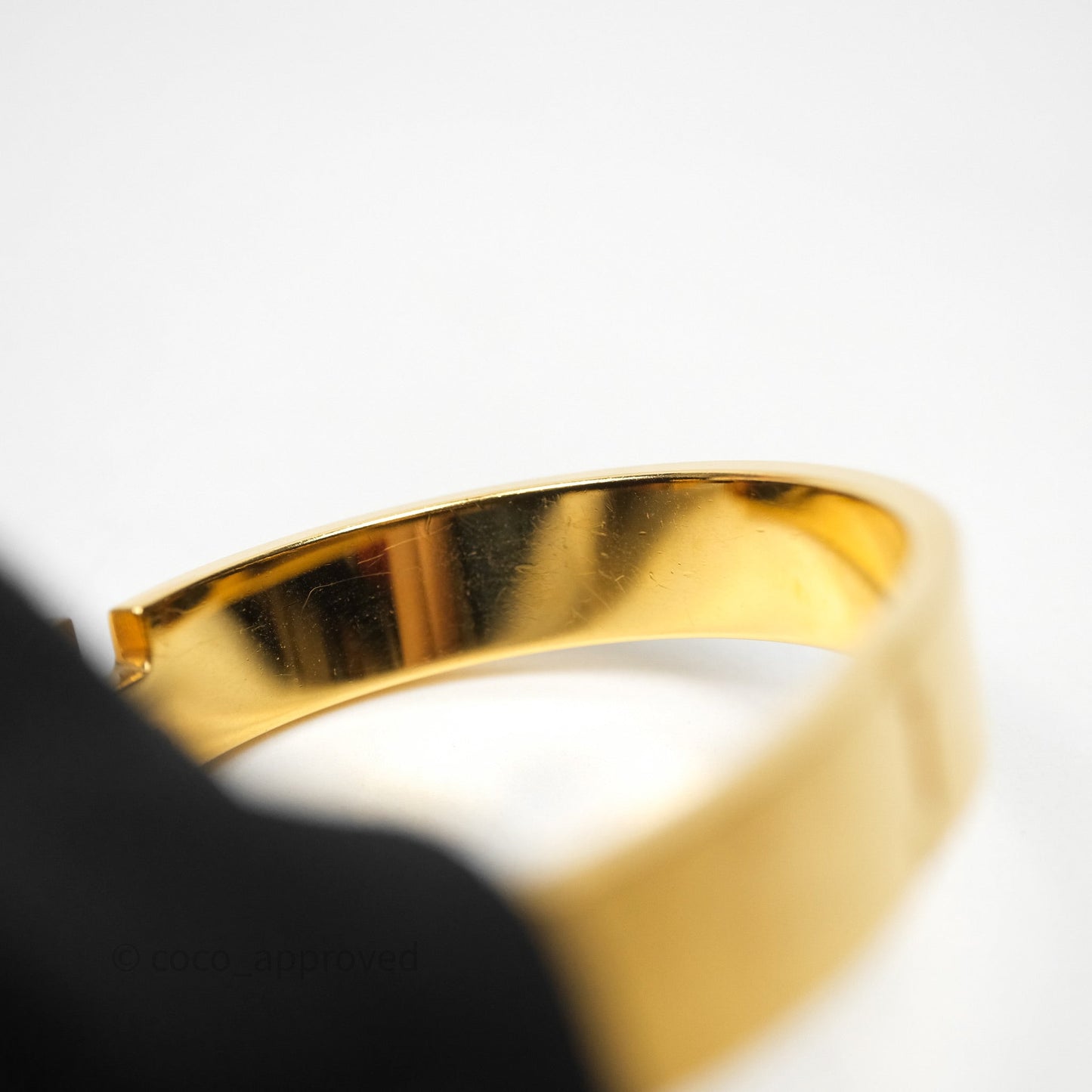 Hermès Clic HH Bracelet Matte Black Brushed Gold