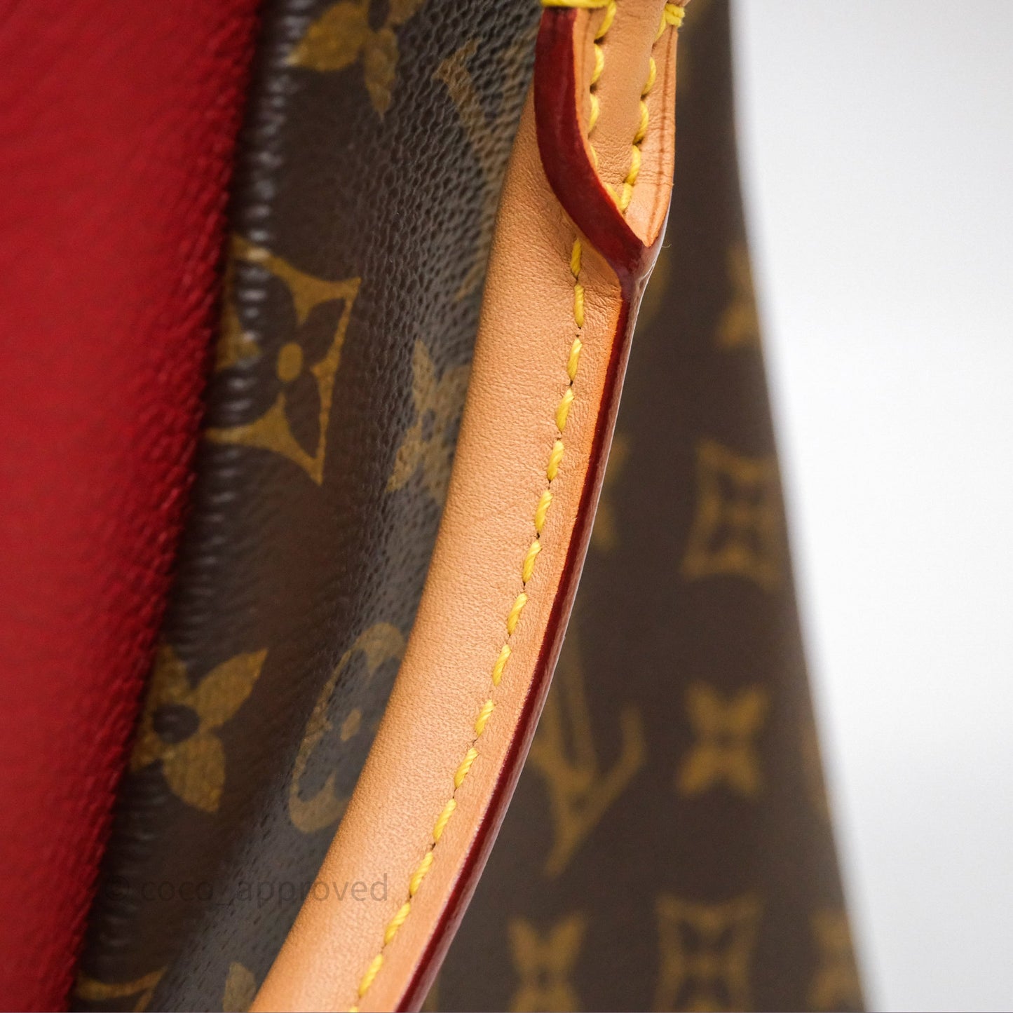 Louis Vuitton V Tote MM Monogram Canvas