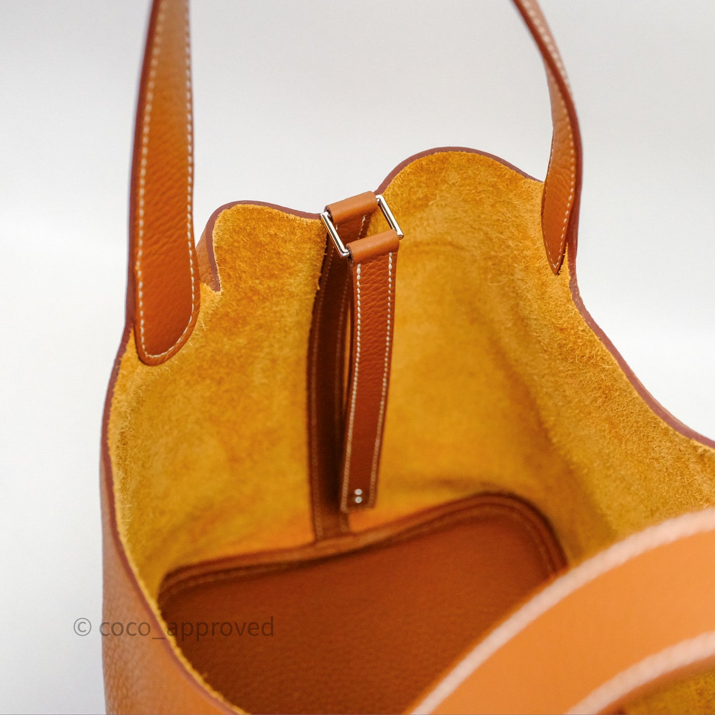 Hermès Picotin 22 Gold Clemence Palladium Hardware