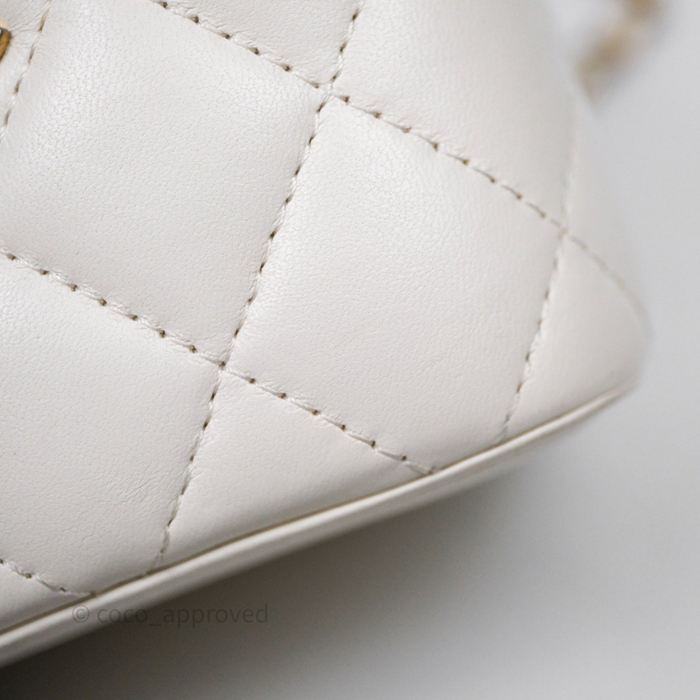 Chanel Mini Pearl Crush Vanity With Chain White Aged Gold Hardware