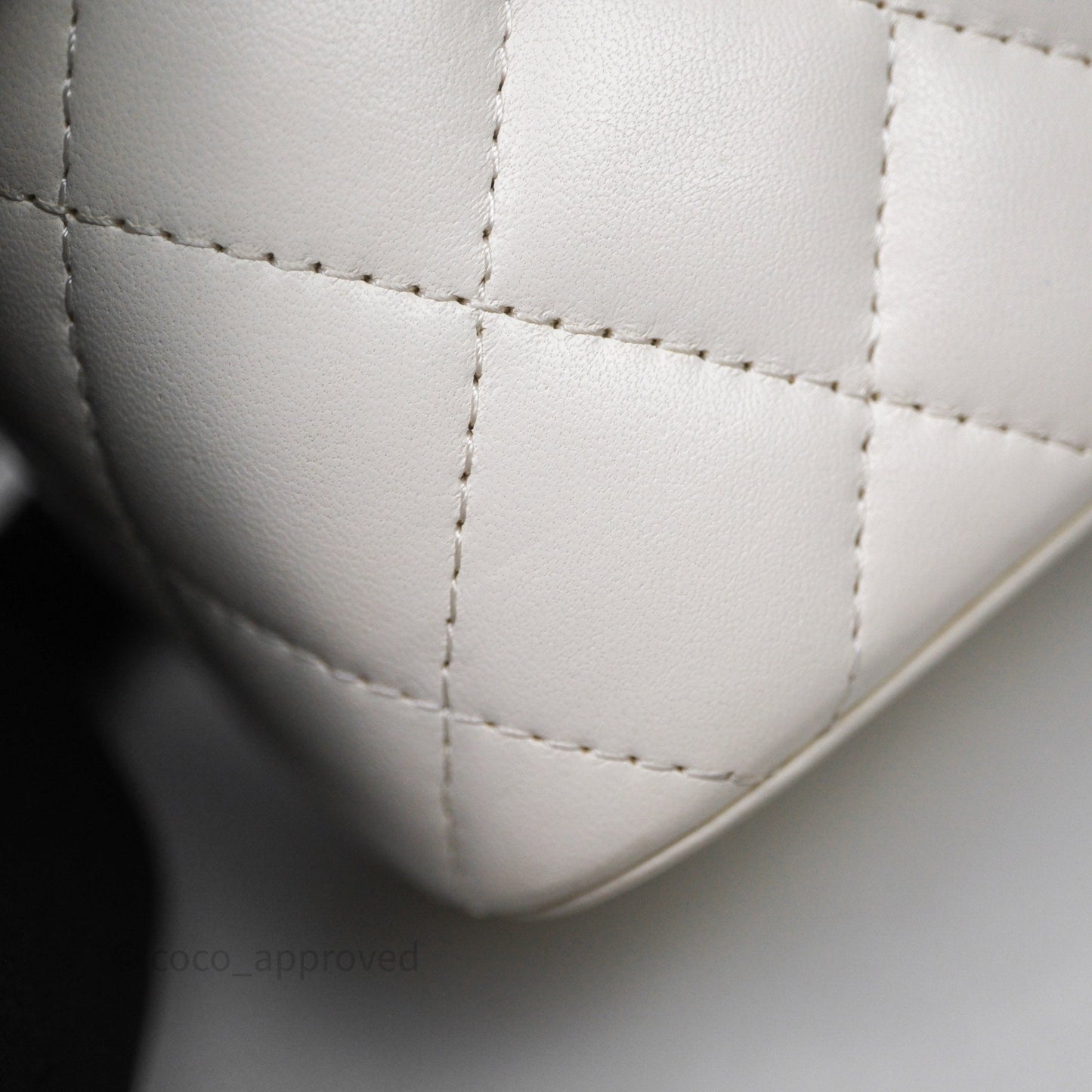 Chanel Mini Pearl Crush Vanity With Chain White Aged Gold Hardware