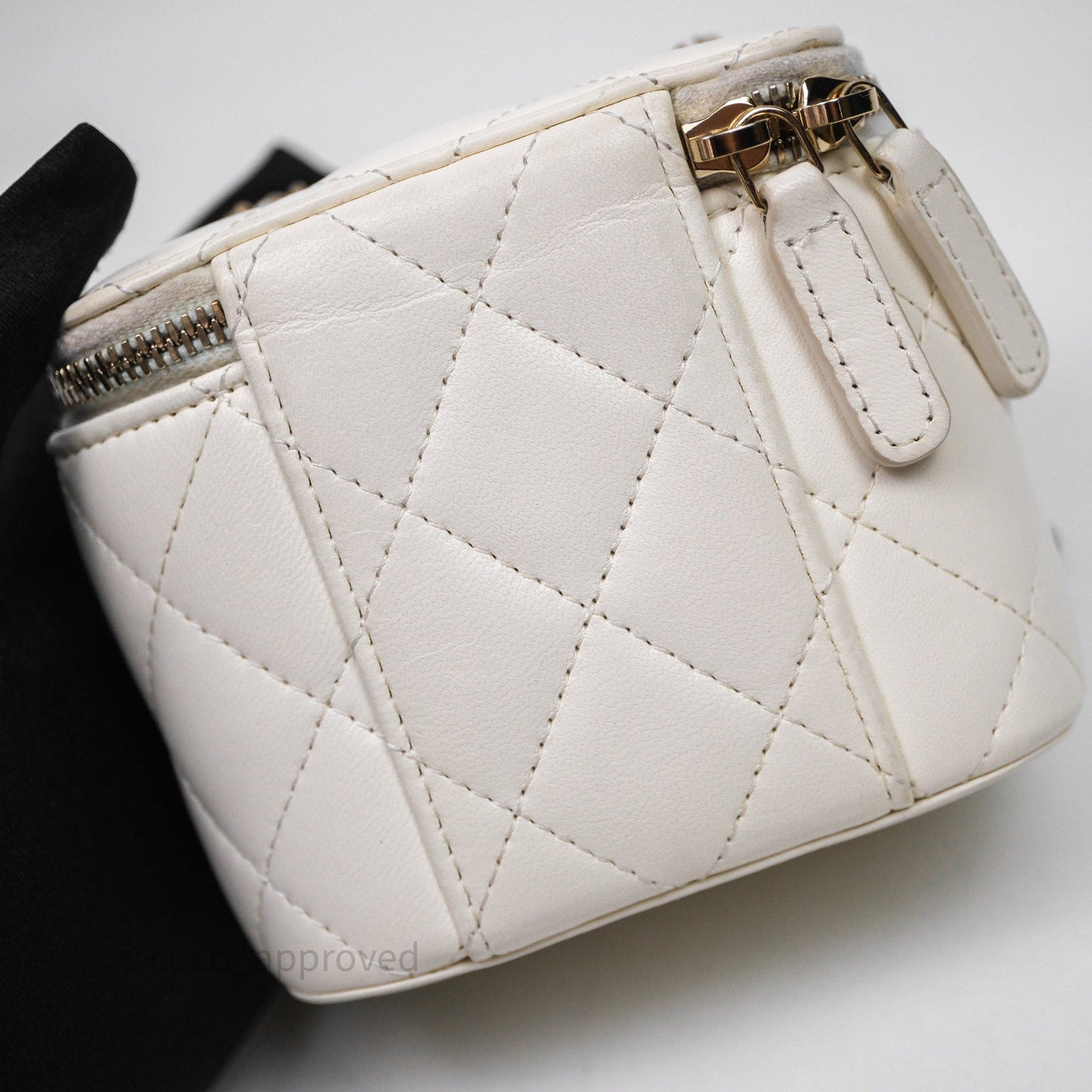 Chanel Mini Pearl Crush Vanity With Chain White Aged Gold Hardware