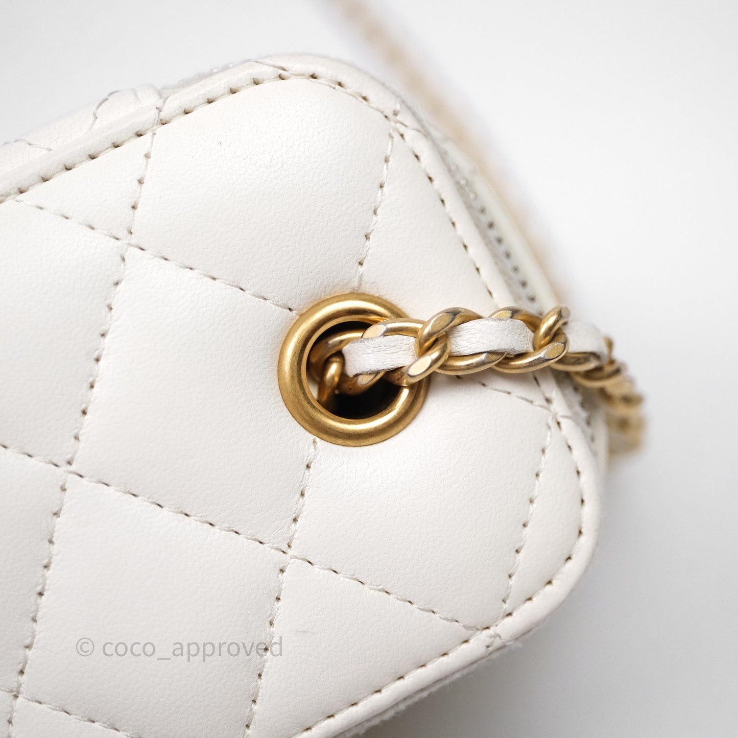 Chanel Mini Pearl Crush Vanity With Chain White Aged Gold Hardware