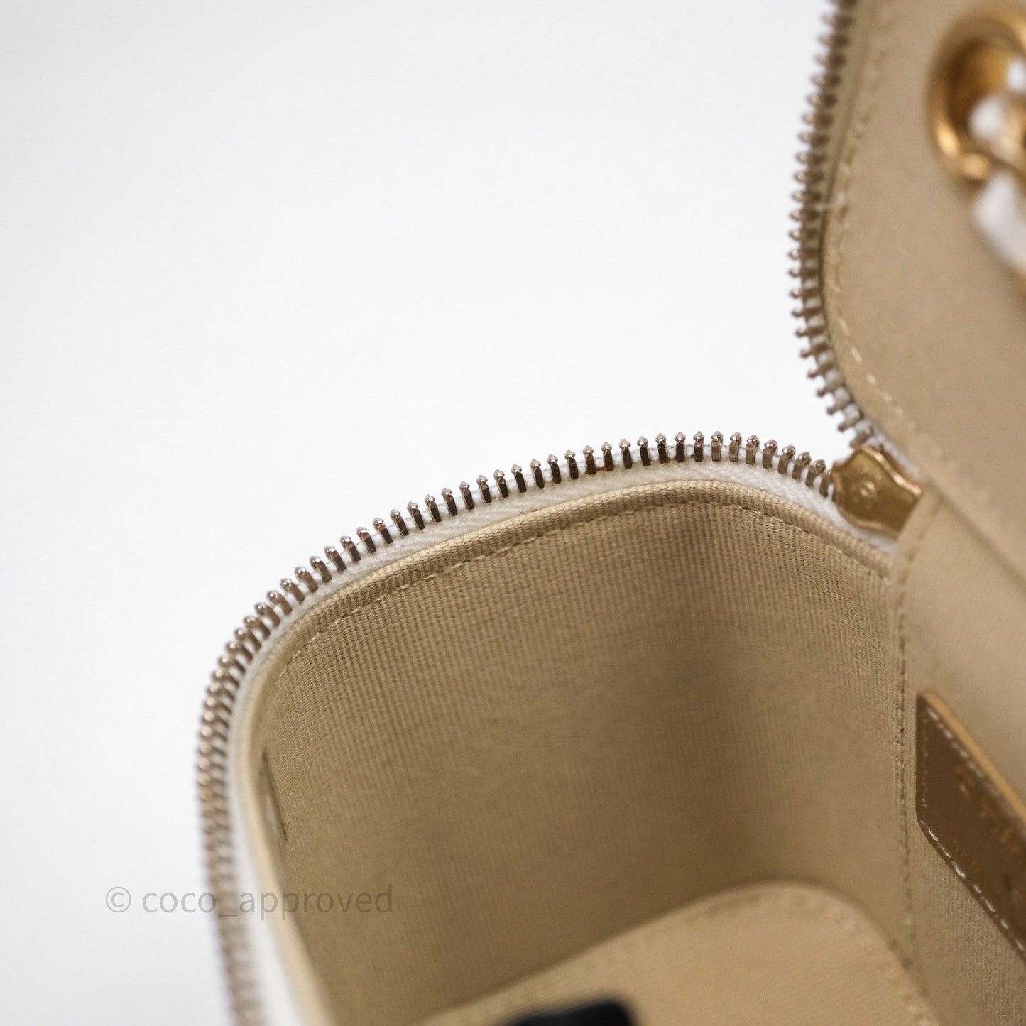 Chanel Mini Pearl Crush Vanity With Chain White Aged Gold Hardware