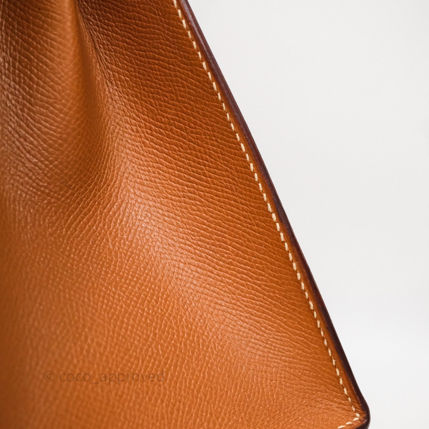 Hermès Kelly 28 Sellier Gold Courchevel Gold Hardware