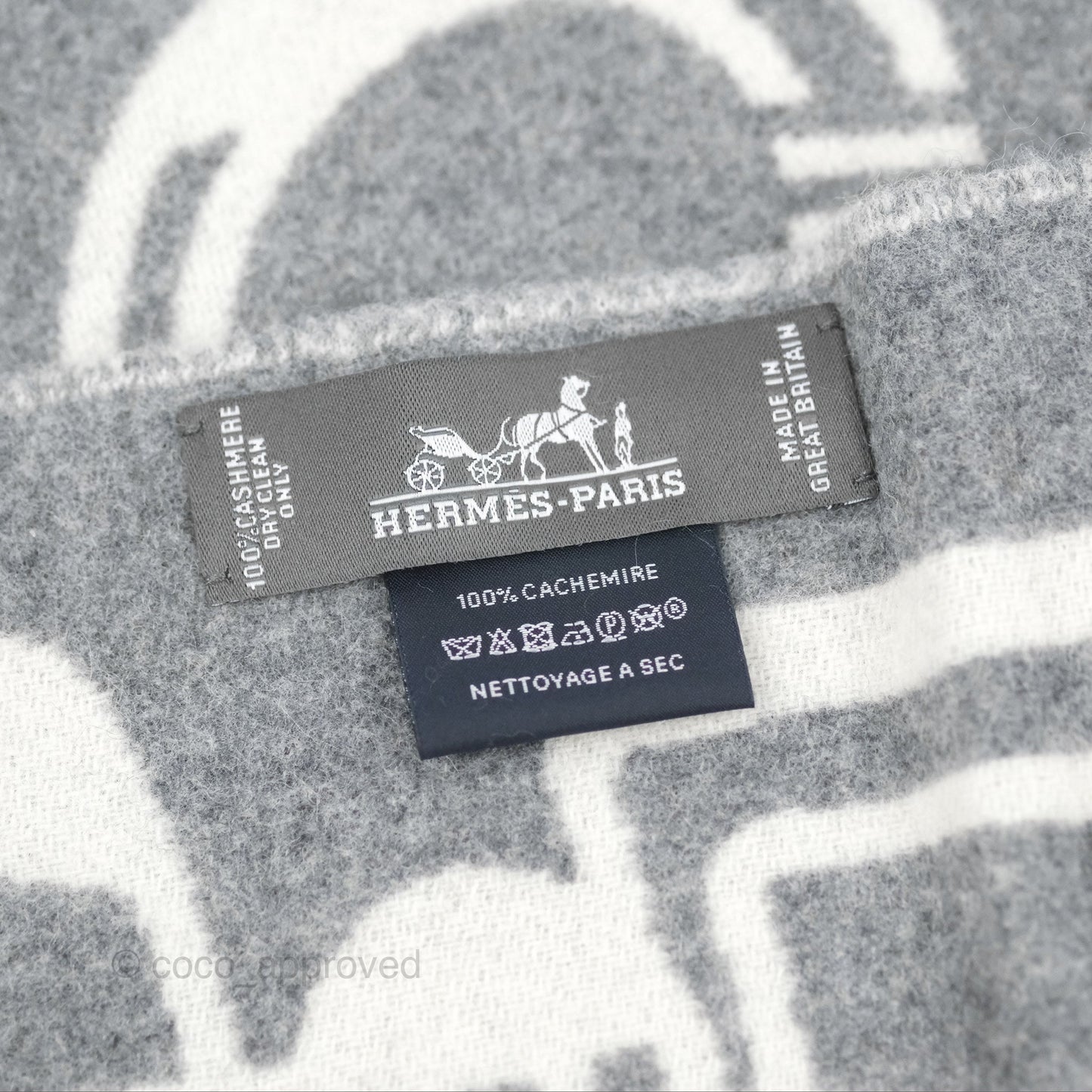 Hermes Casaque Do Re Boucles Muffler Ivoire / Gris Flanelle Cashmere