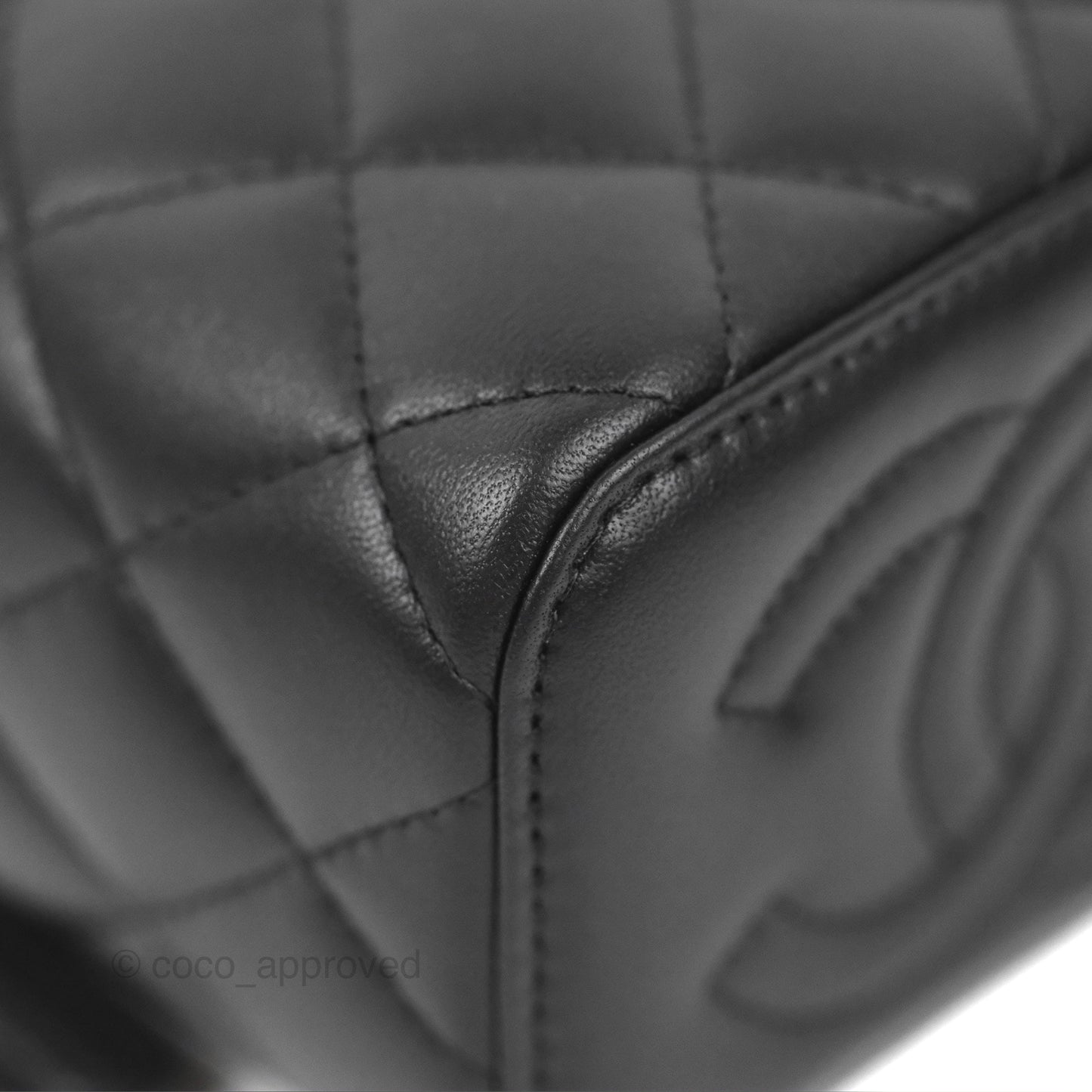 Chanel Mini Ball Crush Vanity With Chain Black Lambskin Gold Hardware