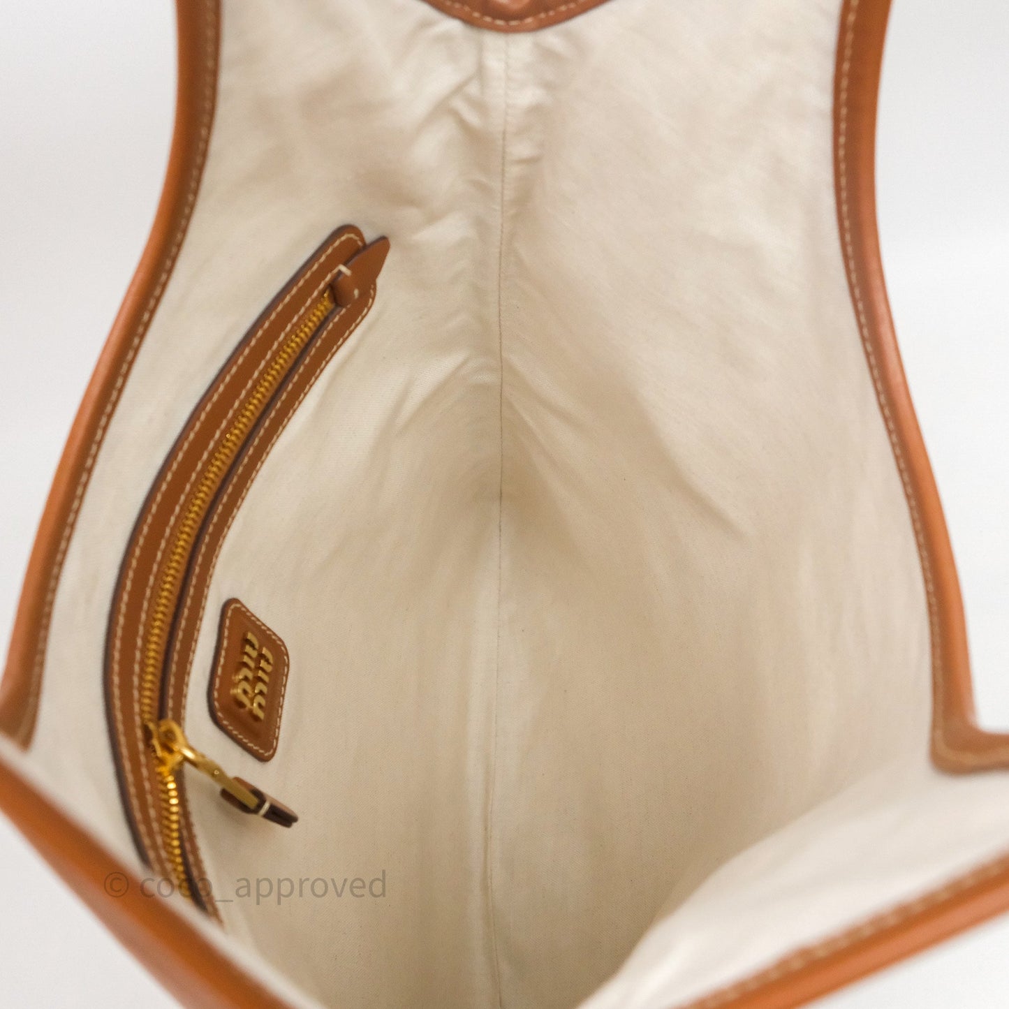 Miu Miu Ivy Leather Bag Brown