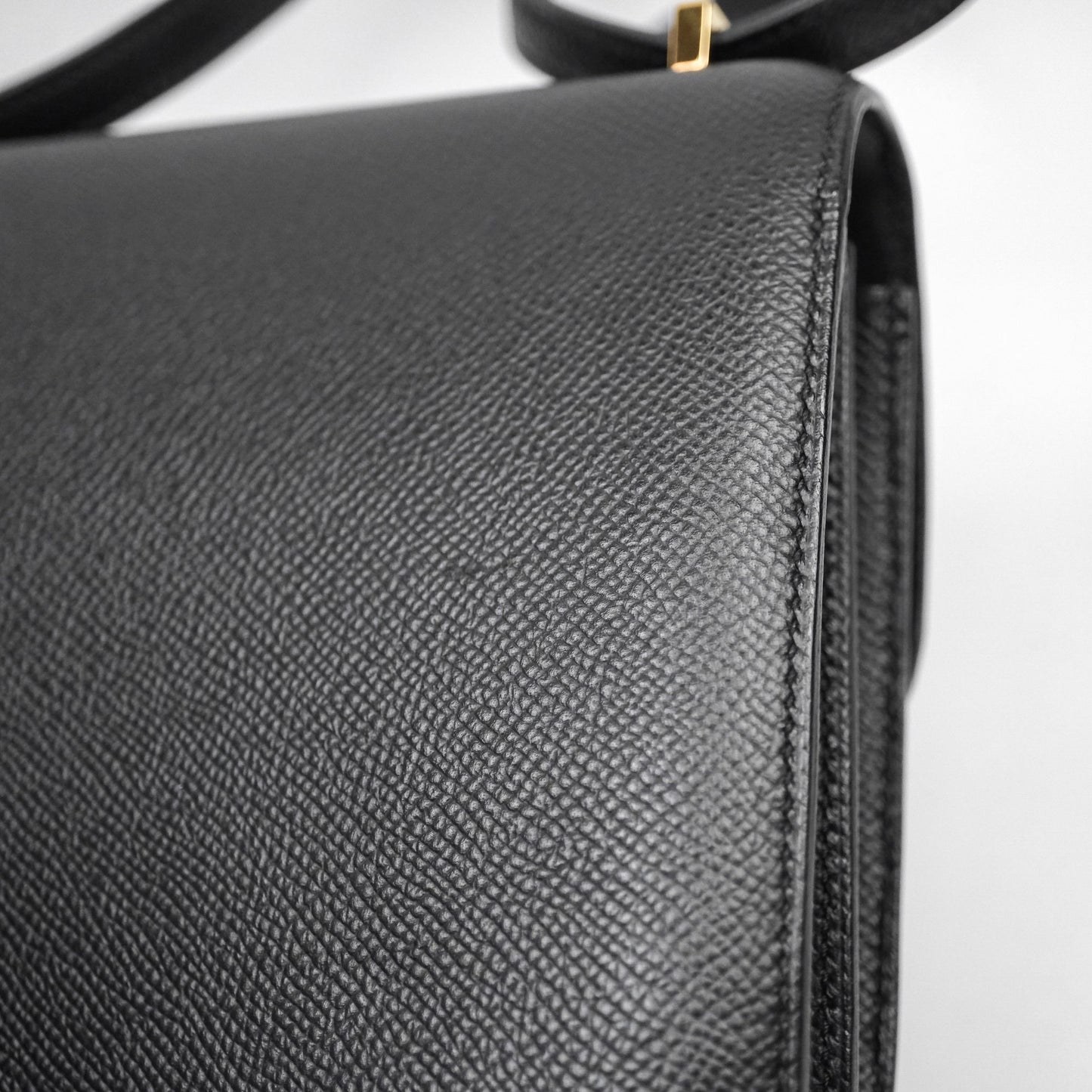 Hermès Constance Mini 18cm Black Epsom Gold Hardware
