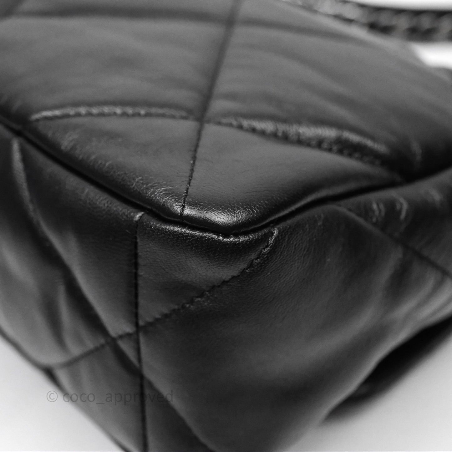 Chanel 19 Medium Black Mixed Hardware