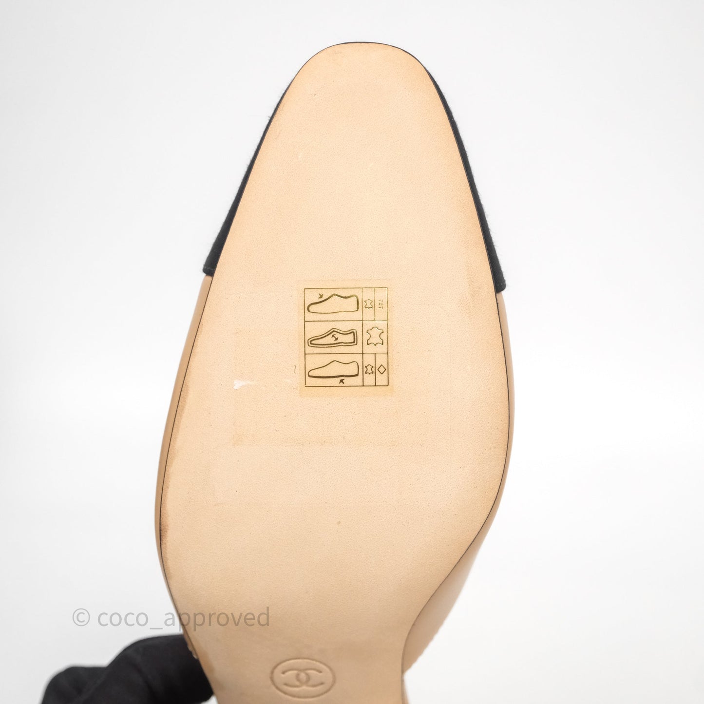 Chanel Classic Slingback Beige Black Leather Size 37