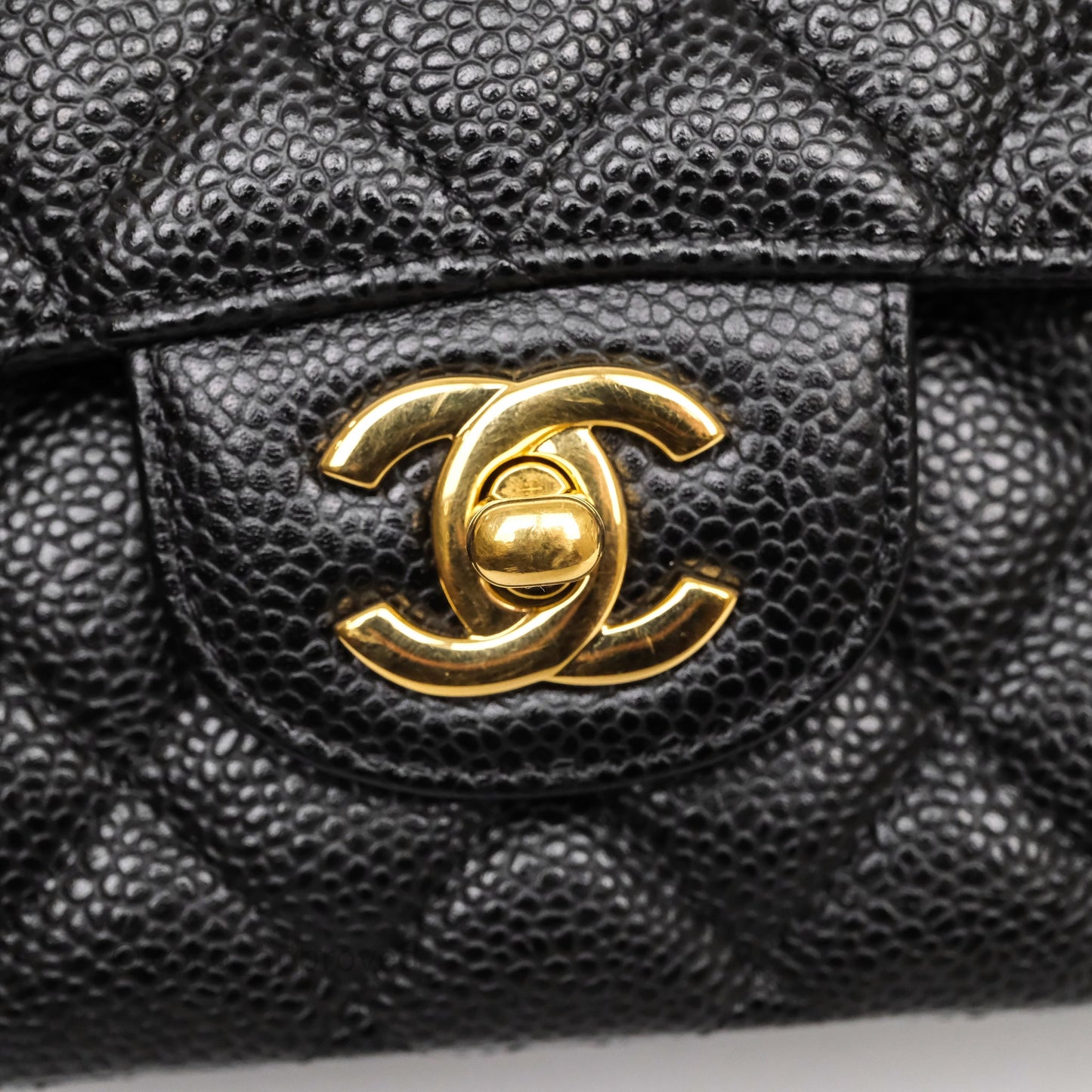 Chanel Classic M/L Medium Flap Quilted Black Caviar Gold Hardware