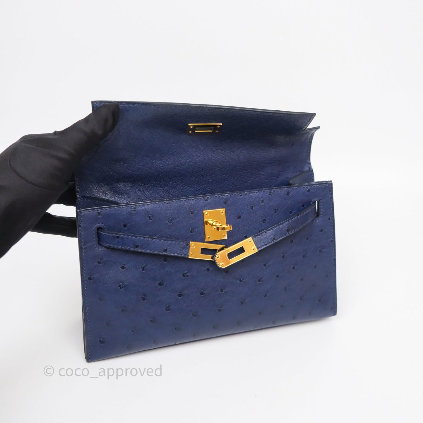 Hermès Kelly Pochette Bleu Iris 77 Ostrich Gold Hardware
