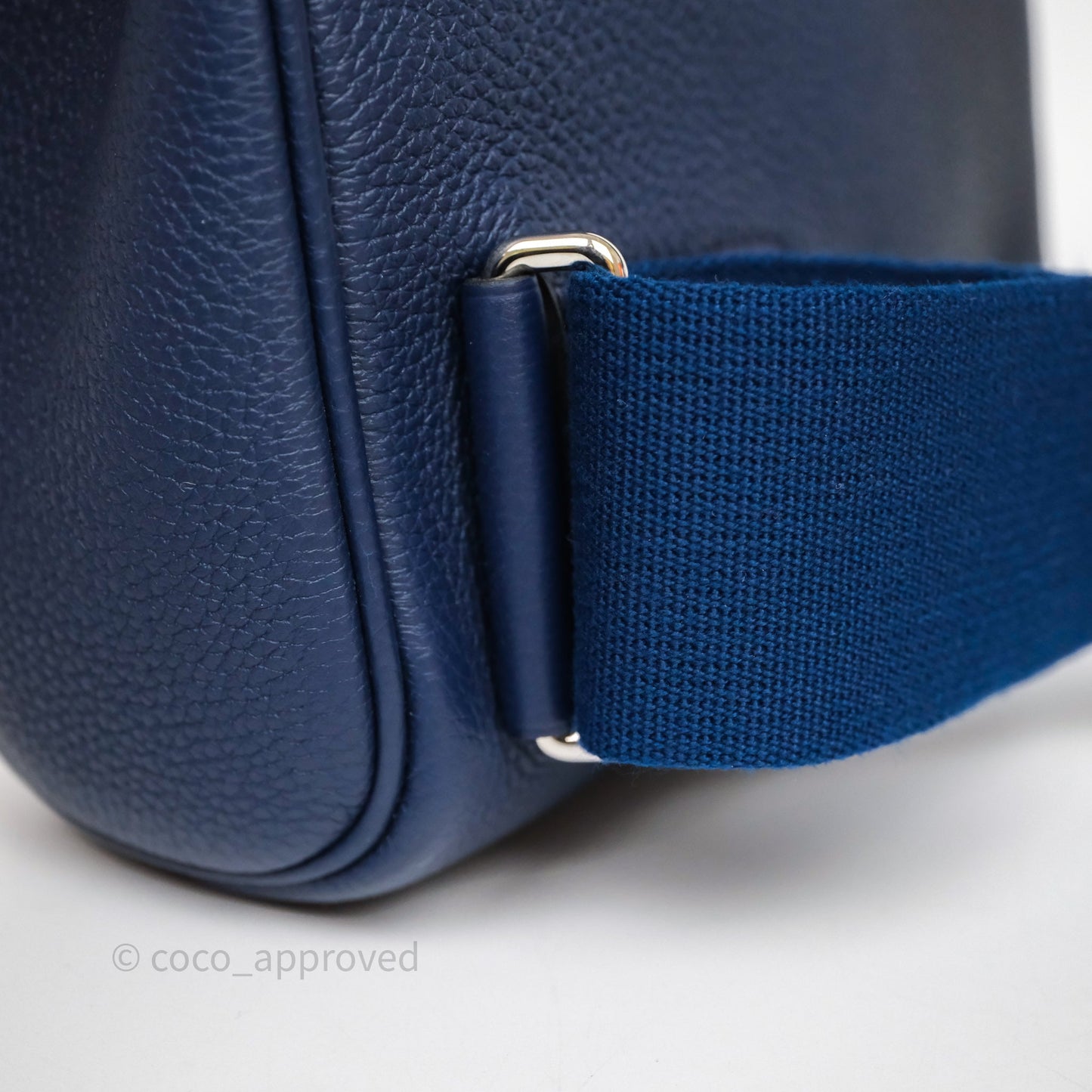 Hermès Hac a Dos PM Backpack Bleu Nuit 2Z Togo Palladium Hardware