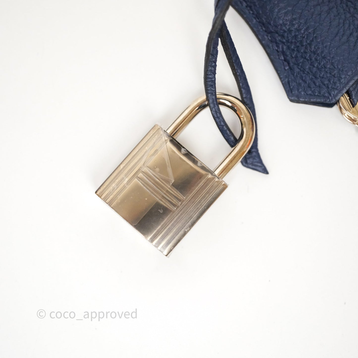 Hermès Hac a Dos PM Backpack Bleu Nuit 2Z Togo Palladium Hardware