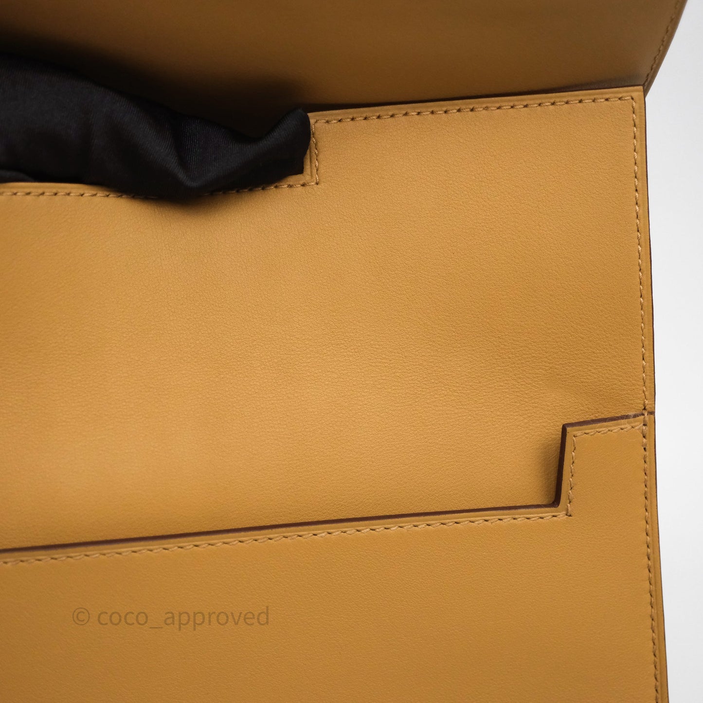 Hermès Boucle Sellier Bag Biscuit 48 Swift Gold Hardware