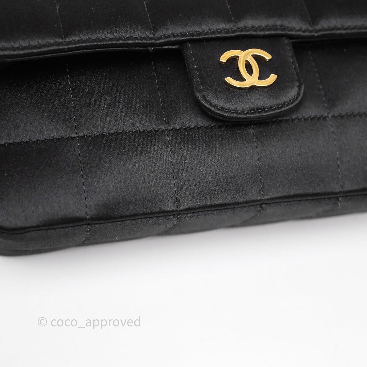 Chanel Vintage Mini Chocolate Bar Camellia Flap Black Velvet Gold Hardware