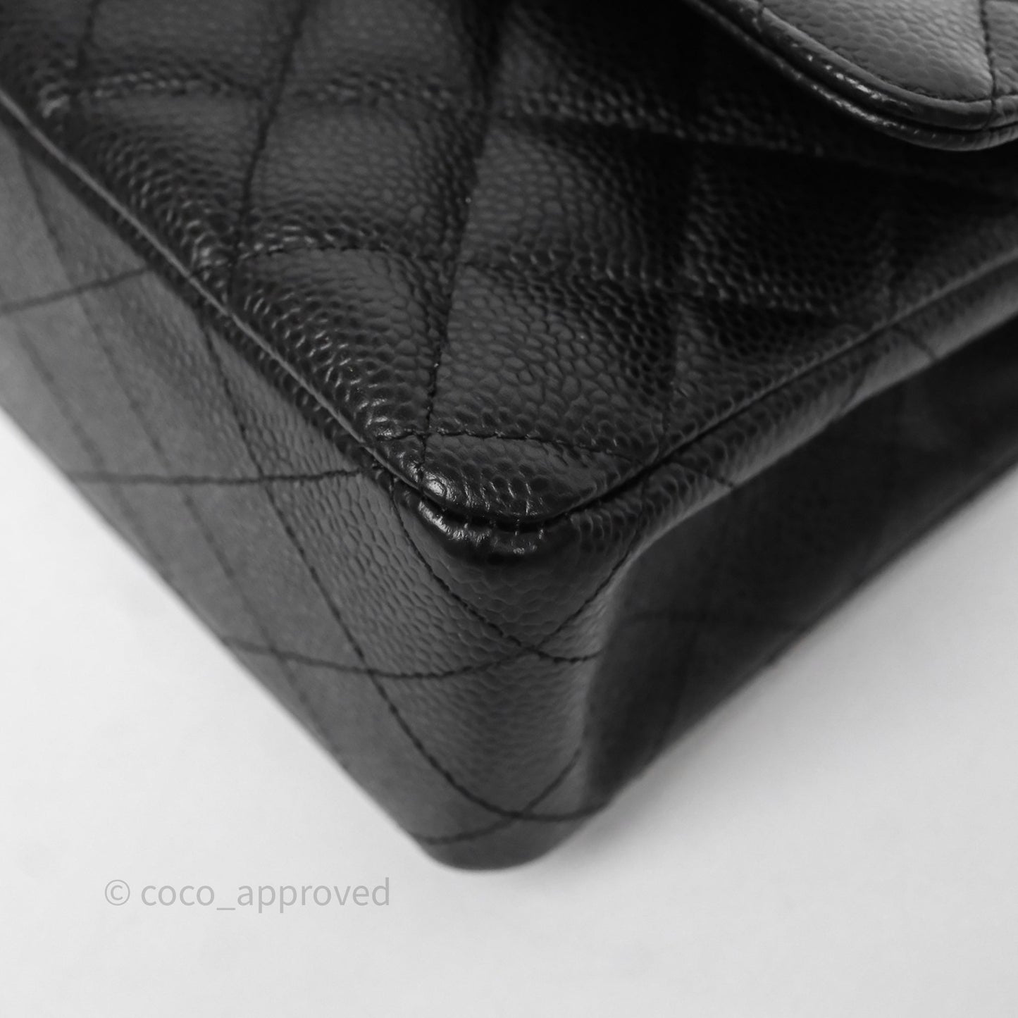 Chanel Classic M/L Medium Flap Quilted Black Caviar Gold Hardware
