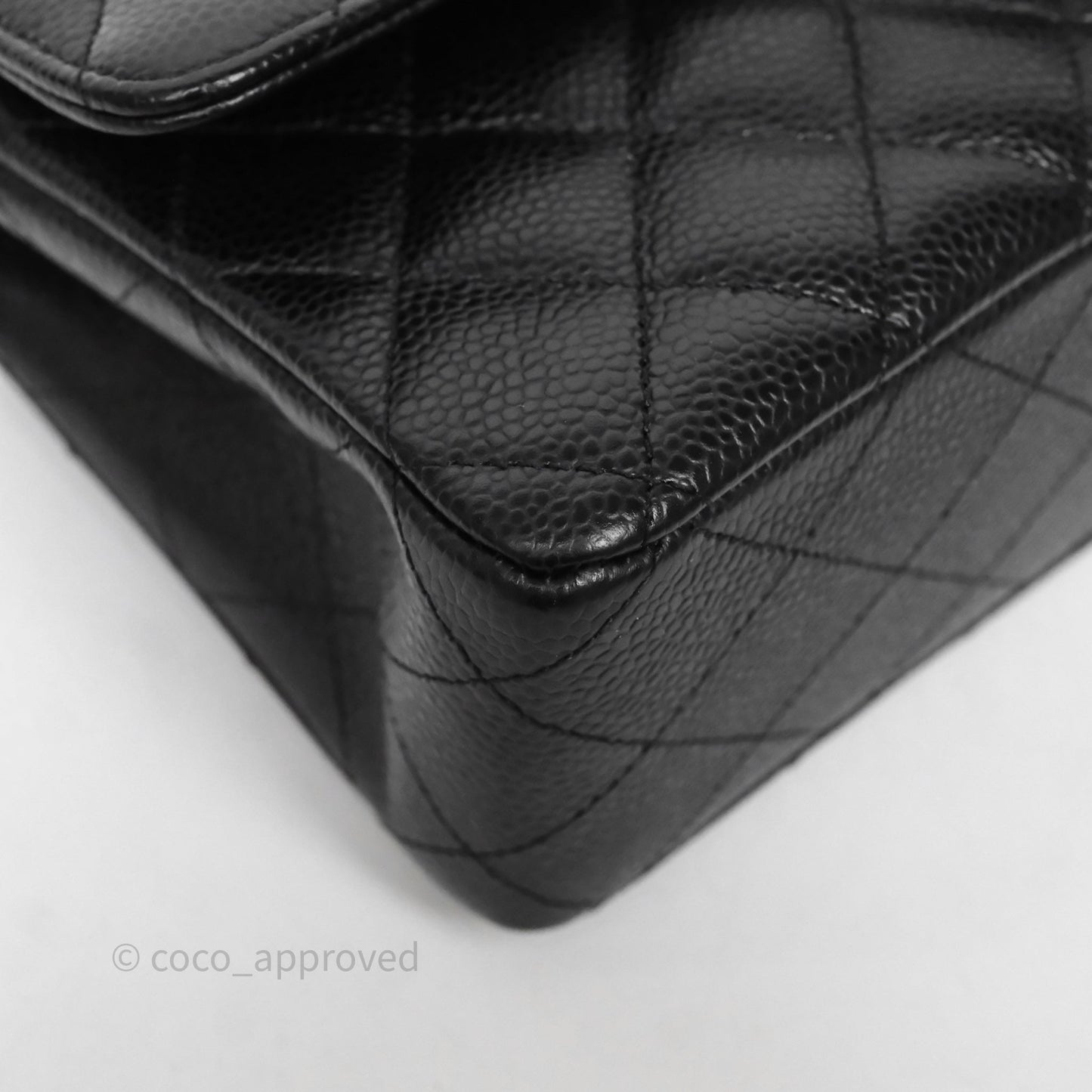 Chanel Classic M/L Medium Flap Quilted Black Caviar Gold Hardware