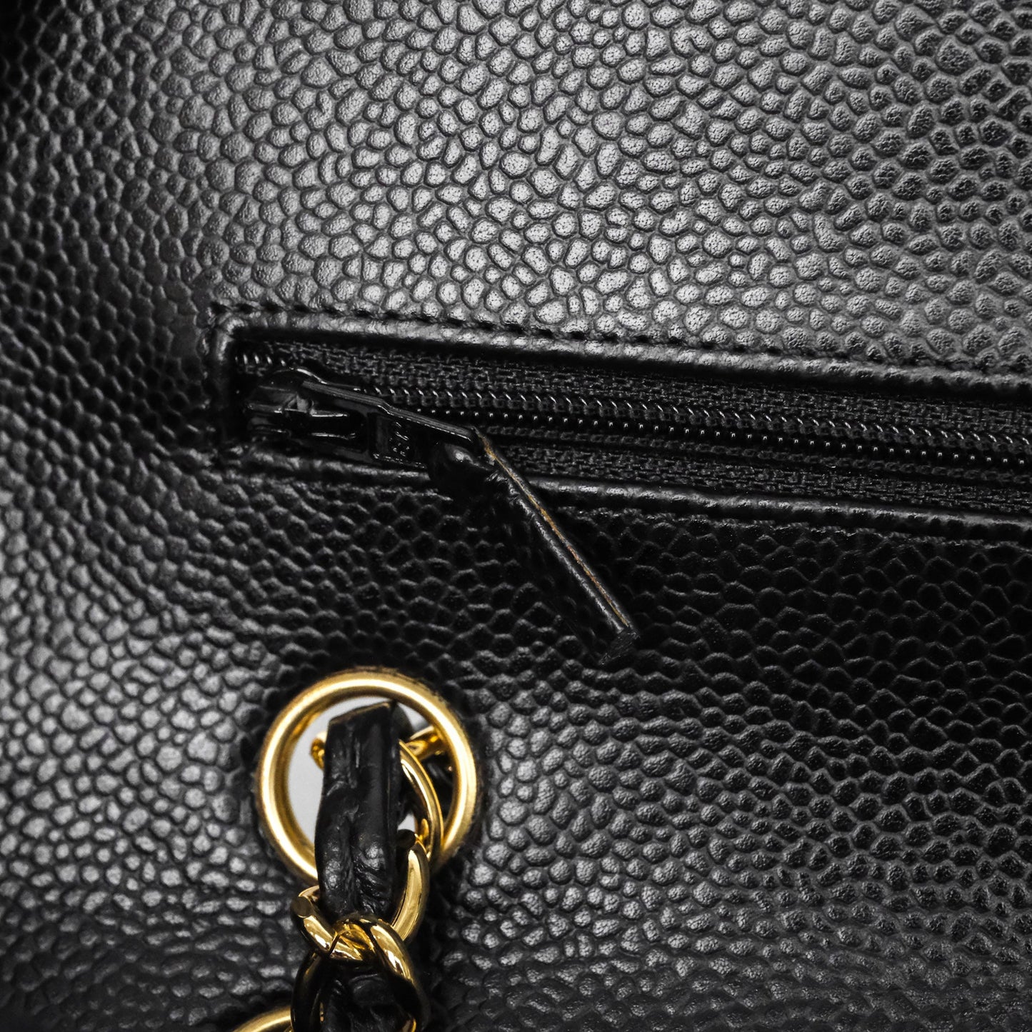 Chanel Classic M/L Medium Flap Quilted Black Caviar Gold Hardware