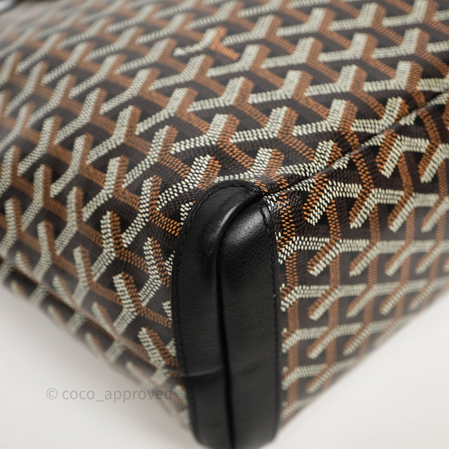 Goyard Artois Goyardine Canvas PM⁣⁣⁣⁣⁣⁣⁣⁣⁣⁣⁣⁣⁣⁣⁣⁣⁣⁣⁣⁣ Black