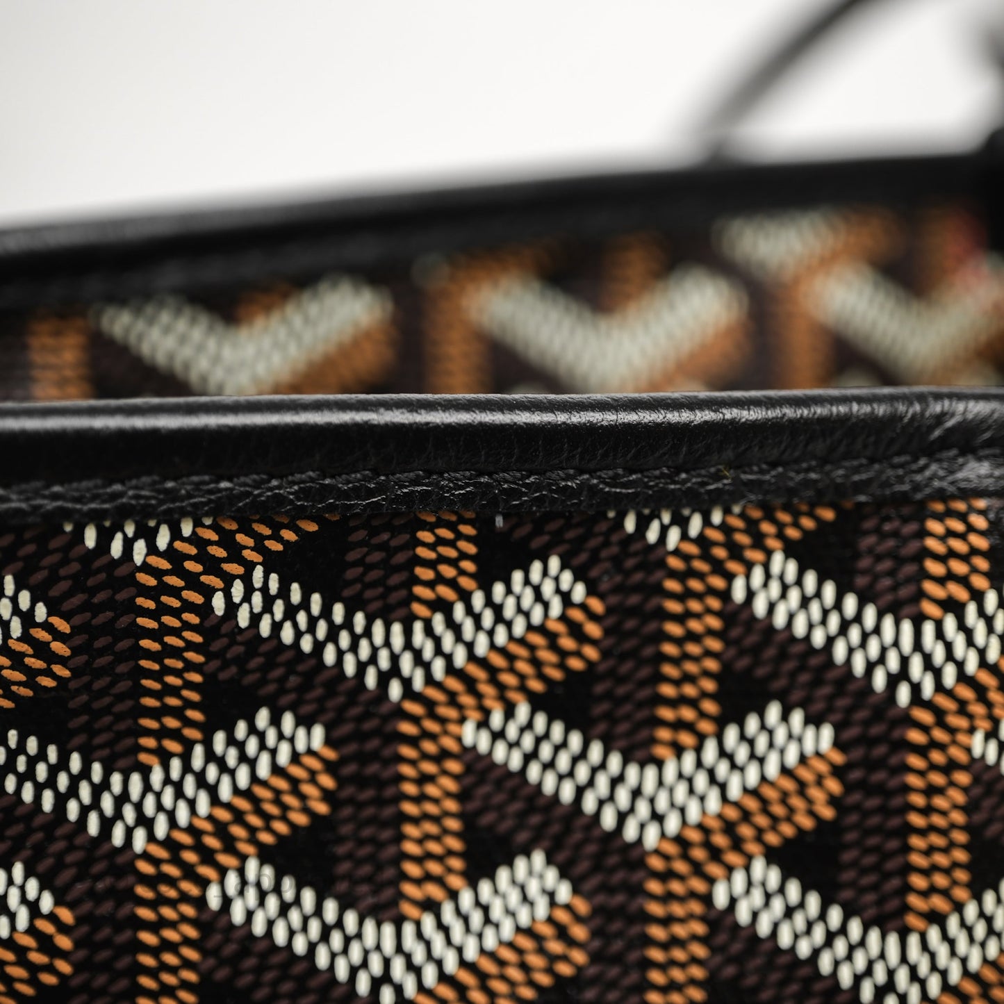 Goyard Artois Goyardine Canvas PM⁣⁣⁣⁣⁣⁣⁣⁣⁣⁣⁣⁣⁣⁣⁣⁣⁣⁣⁣⁣ Black