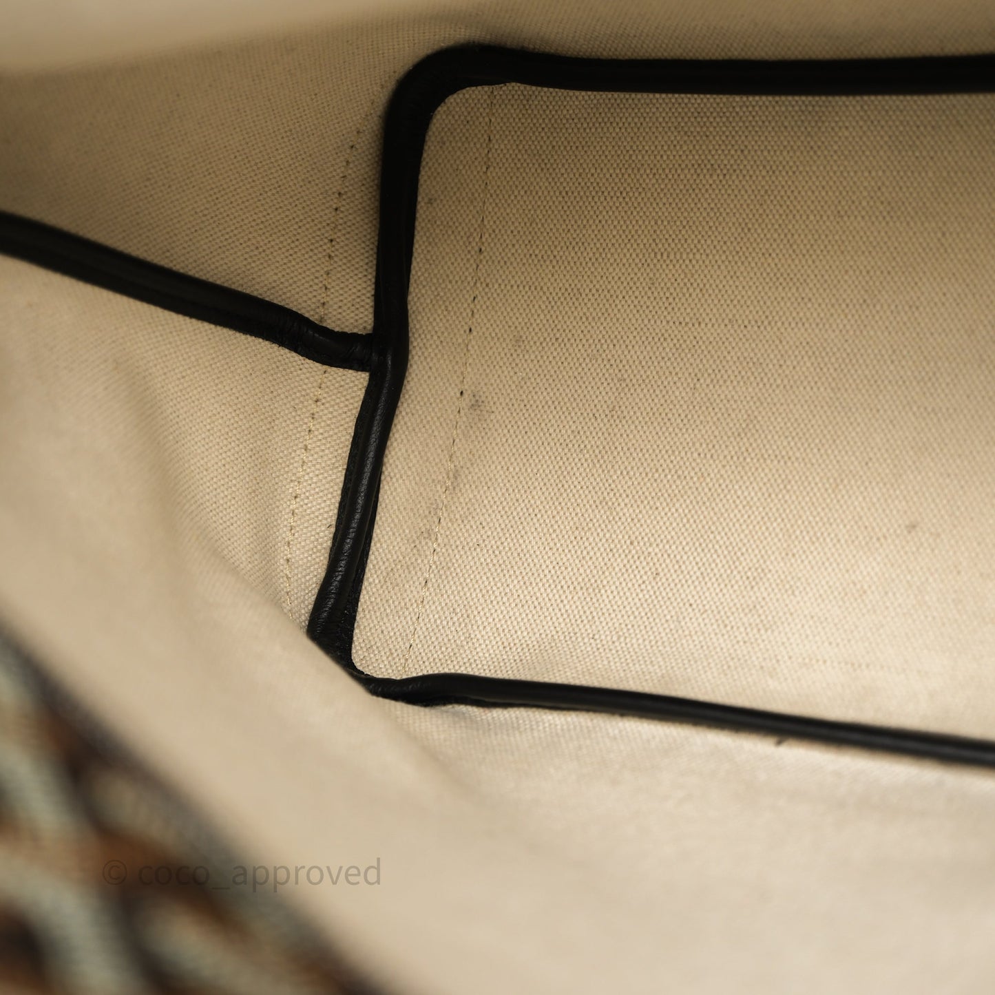 Goyard Artois Goyardine Canvas PM⁣⁣⁣⁣⁣⁣⁣⁣⁣⁣⁣⁣⁣⁣⁣⁣⁣⁣⁣⁣ Black
