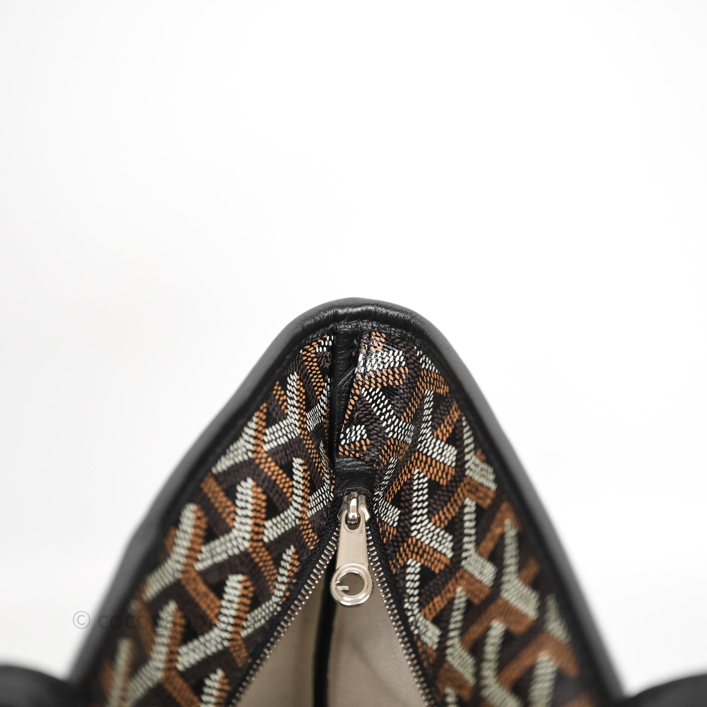 Goyard Artois Goyardine Canvas PM⁣⁣⁣⁣⁣⁣⁣⁣⁣⁣⁣⁣⁣⁣⁣⁣⁣⁣⁣⁣ Black
