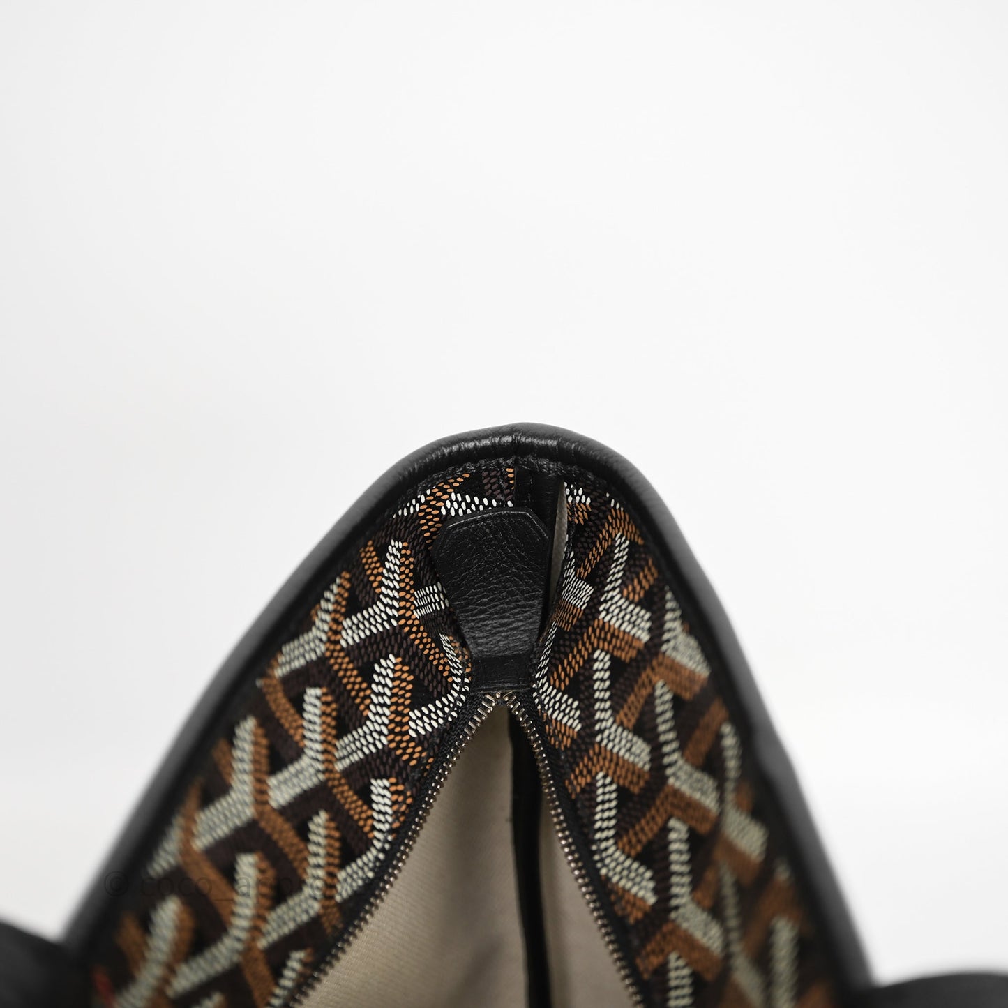 Goyard Artois Goyardine Canvas PM⁣⁣⁣⁣⁣⁣⁣⁣⁣⁣⁣⁣⁣⁣⁣⁣⁣⁣⁣⁣ Black