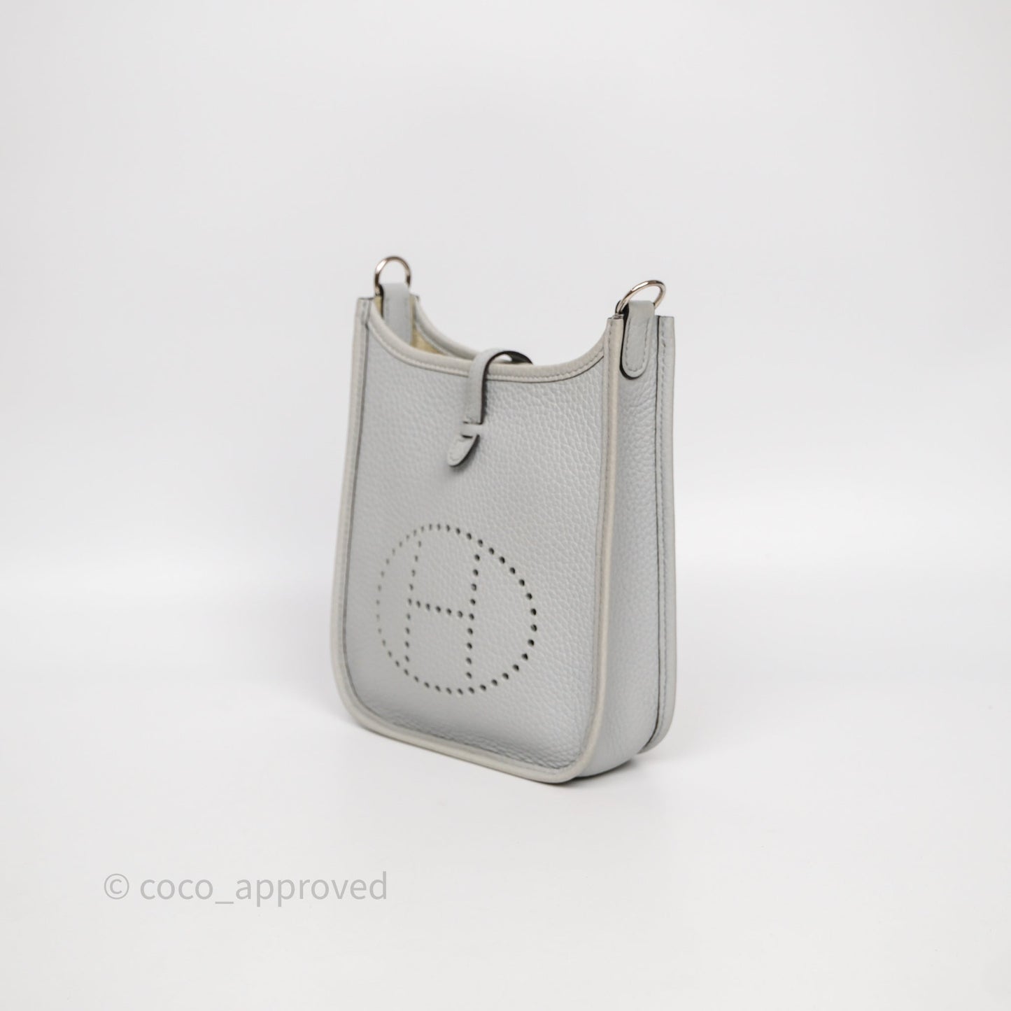 Hermès Mini Evelyne 16 Bleu Pale/Nata 08 Clemence Palladium Hardware