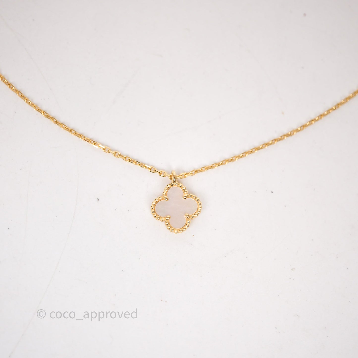 Van Cleef & Arpels Sweet Alhambra Pendant Necklace White Mother-of-pearl Yellow Gold