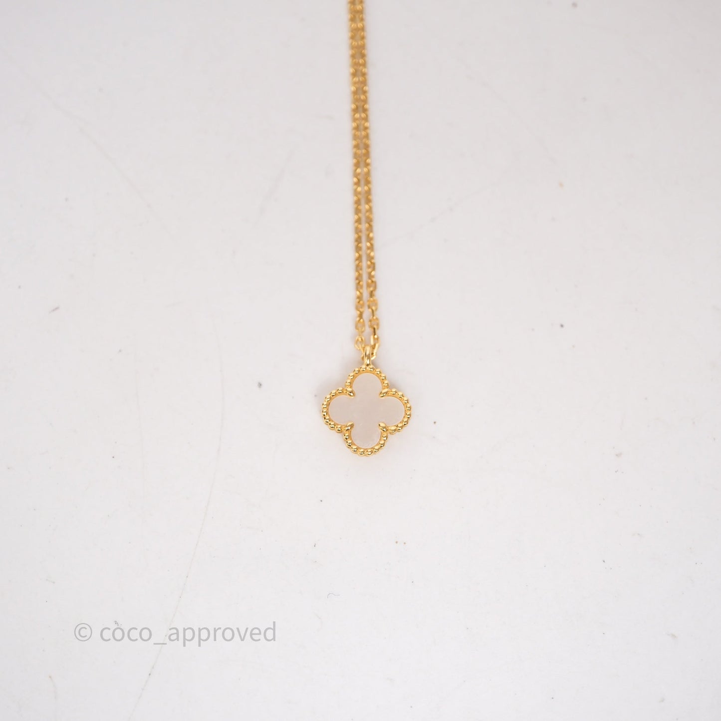 Van Cleef & Arpels Sweet Alhambra Pendant Necklace White Mother-of-pearl Yellow Gold