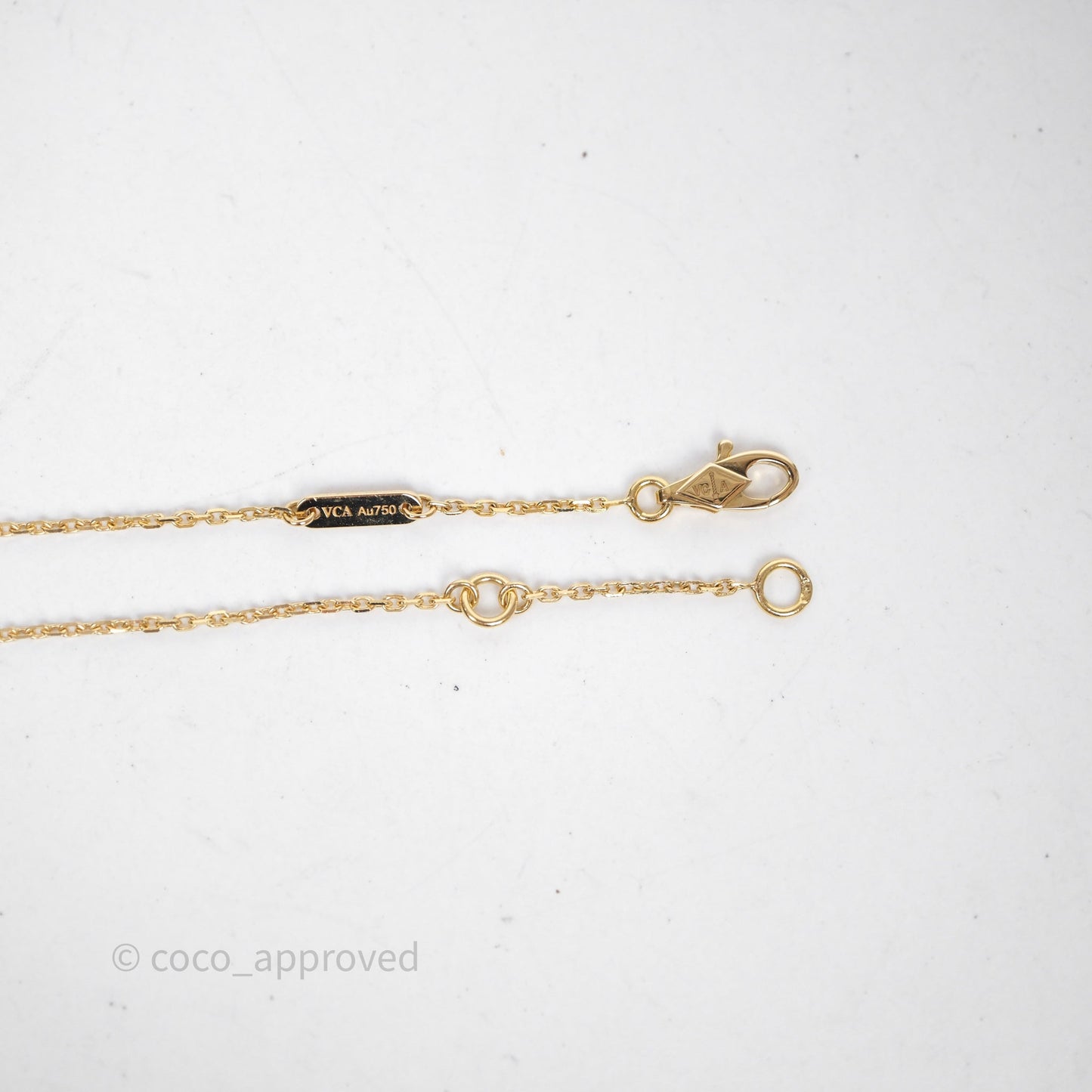 Van Cleef & Arpels Sweet Alhambra Pendant Necklace White Mother-of-pearl Yellow Gold