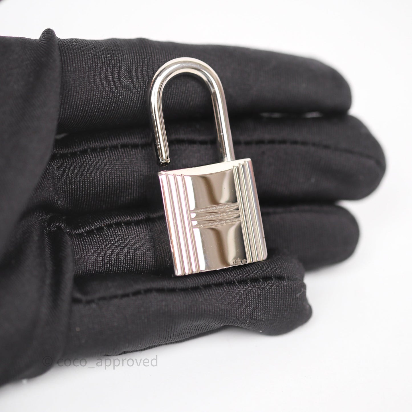 Hermès Tressage De Cuir Picotin Lock 18 Mauve Sylvestre X9/ Jaune de Naples 9O/Rouge H 55 Epsom Palladium Hardware