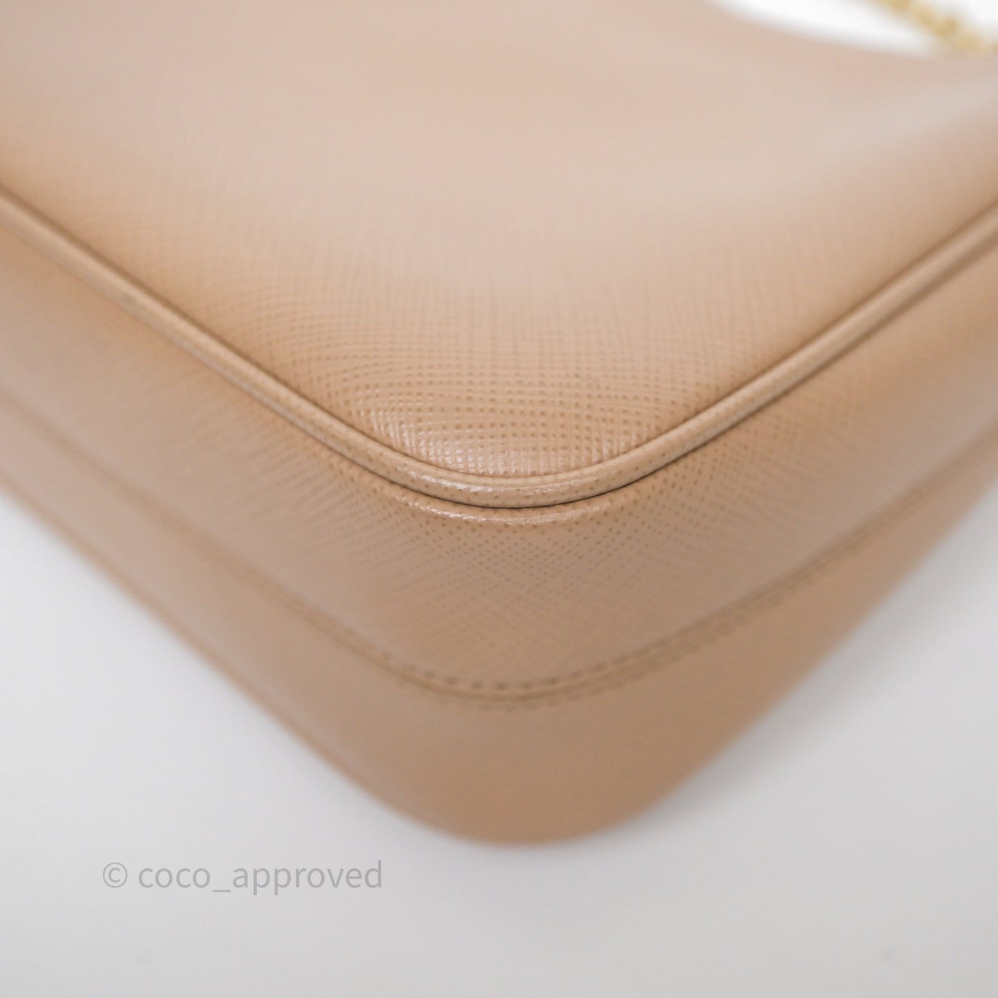 Prada Re-Edition 2005 Shoulder Bag Saffiano Leather Cameo Beige