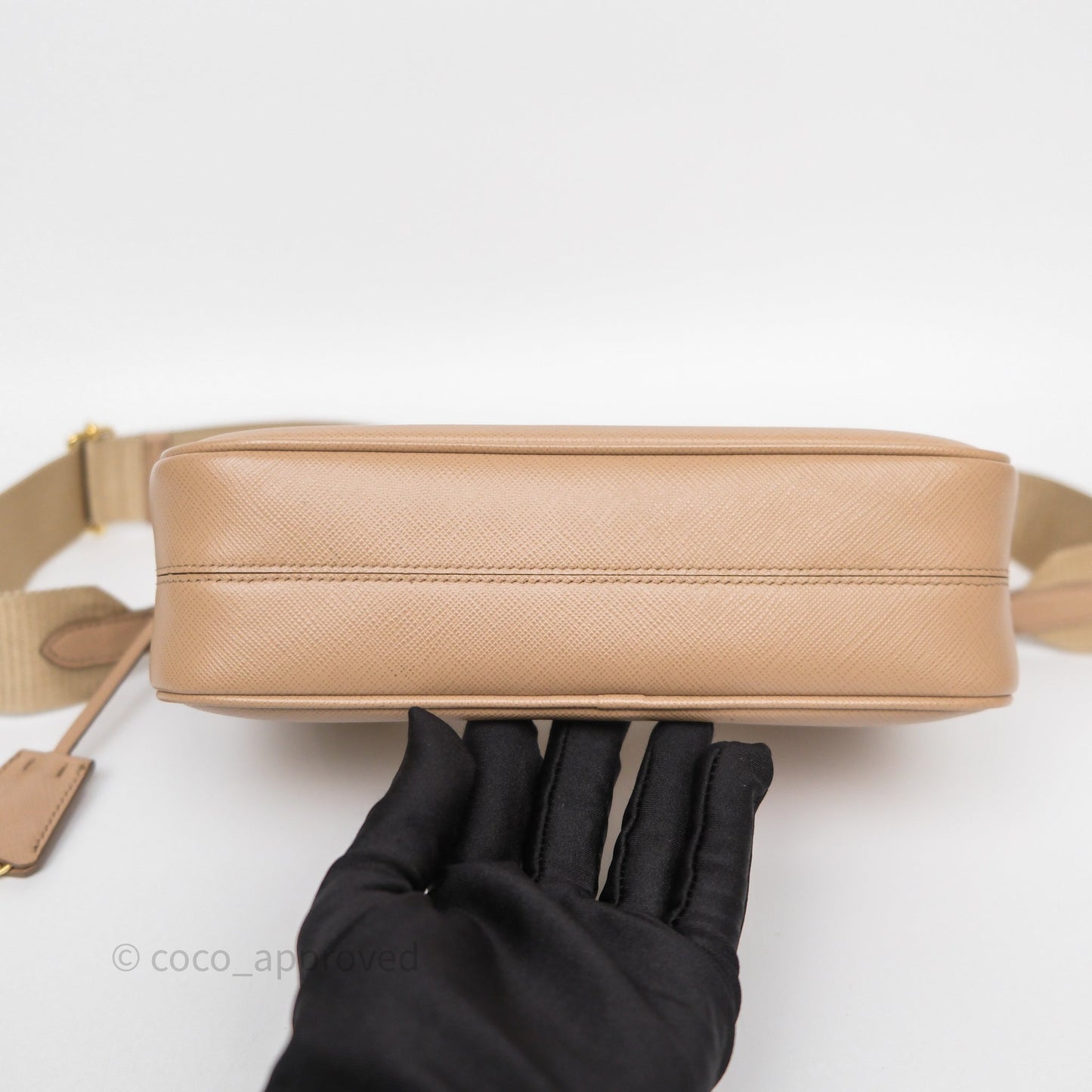 Prada Re-Edition 2005 Shoulder Bag Saffiano Leather Cameo Beige