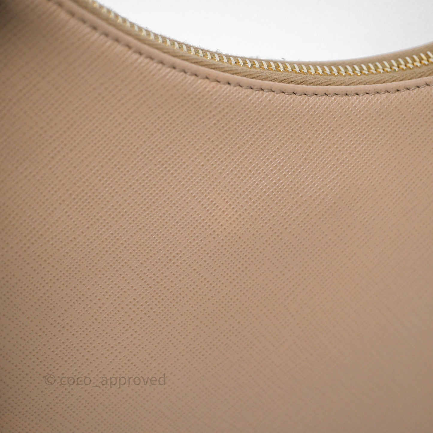 Prada Re-Edition 2005 Shoulder Bag Saffiano Leather Cameo Beige