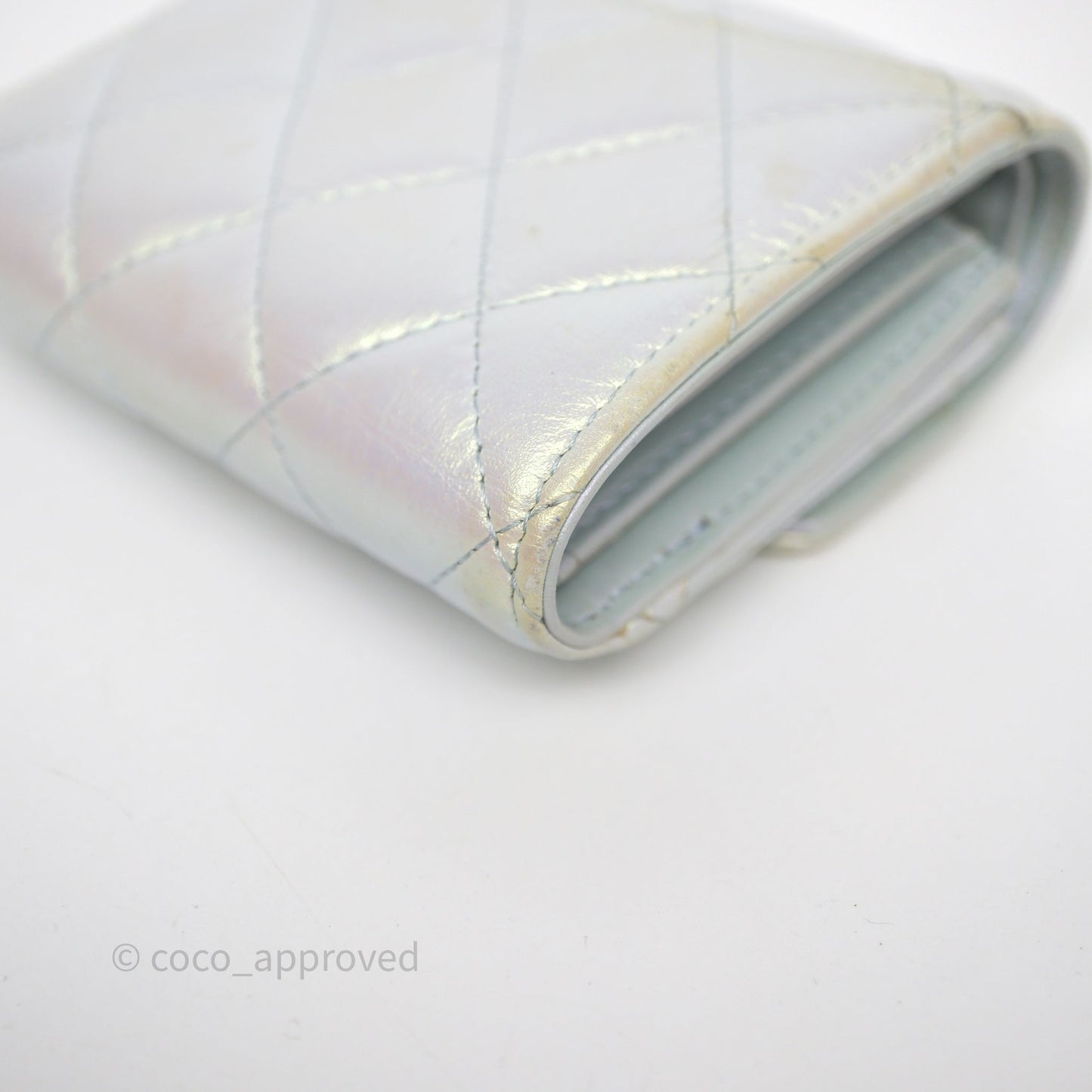Chanel Classic Short Flap Wallet Iridescent White Lambskin Silver Hardware