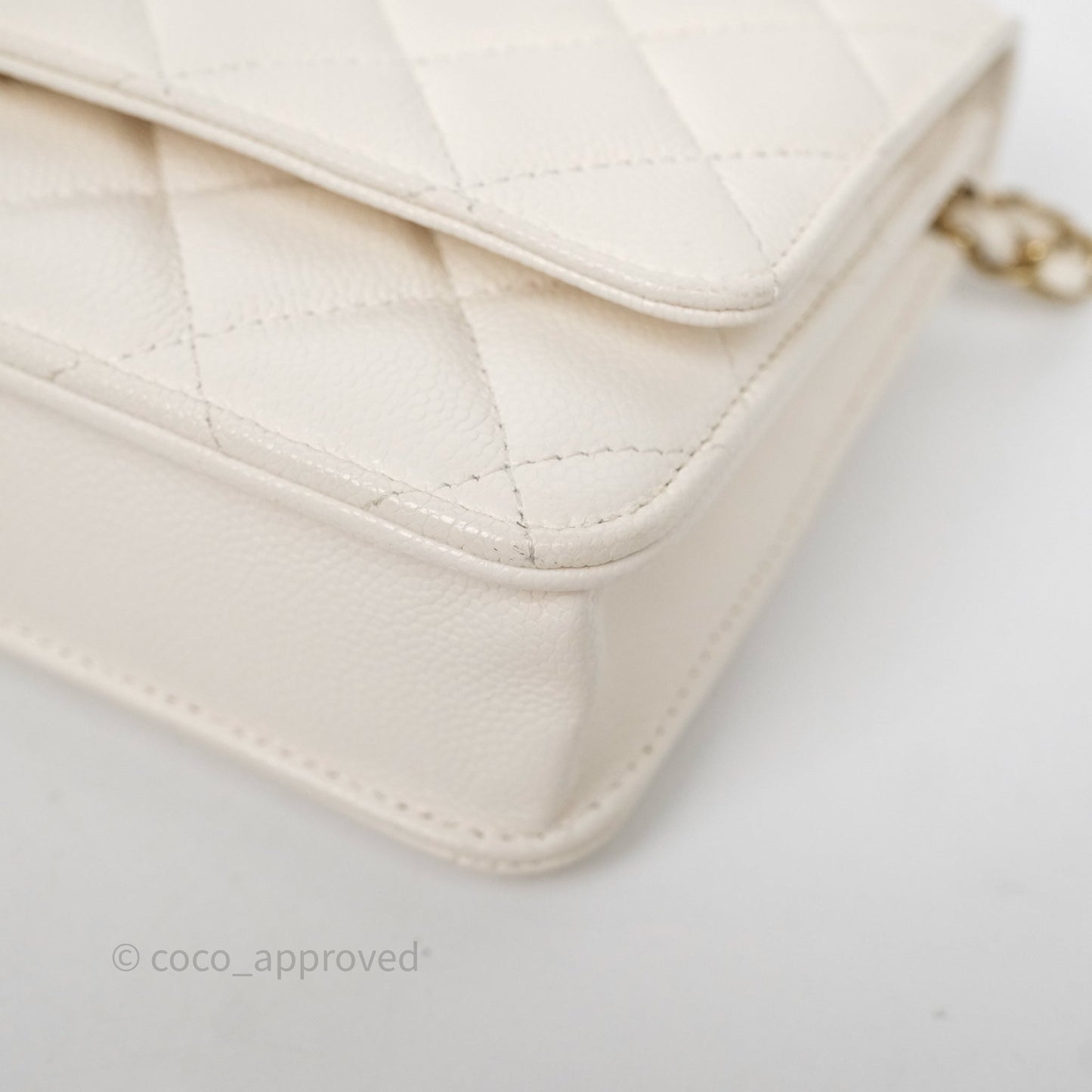 Chanel Classic WOC White Bag Caviar Gold Hardware