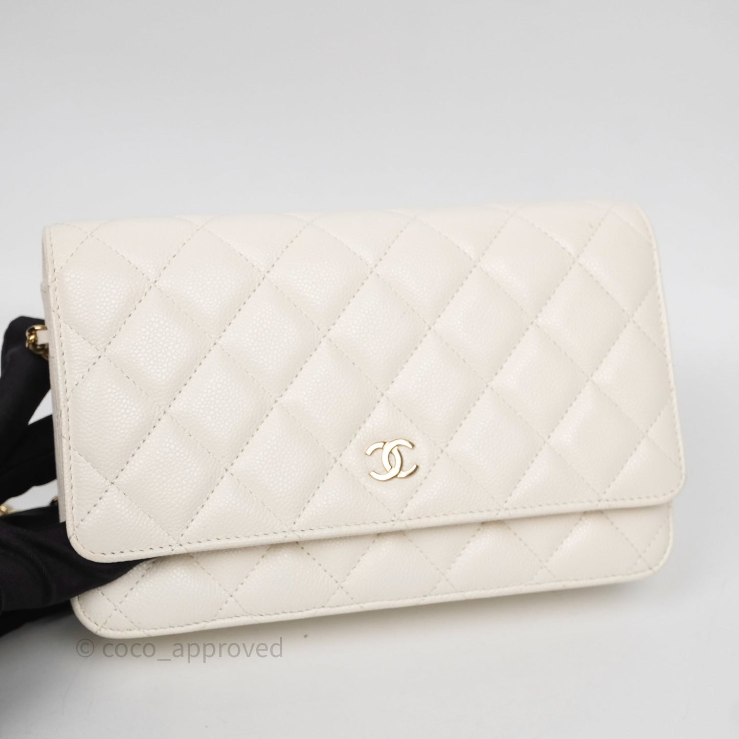 Chanel Classic WOC White Bag Caviar Gold Hardware