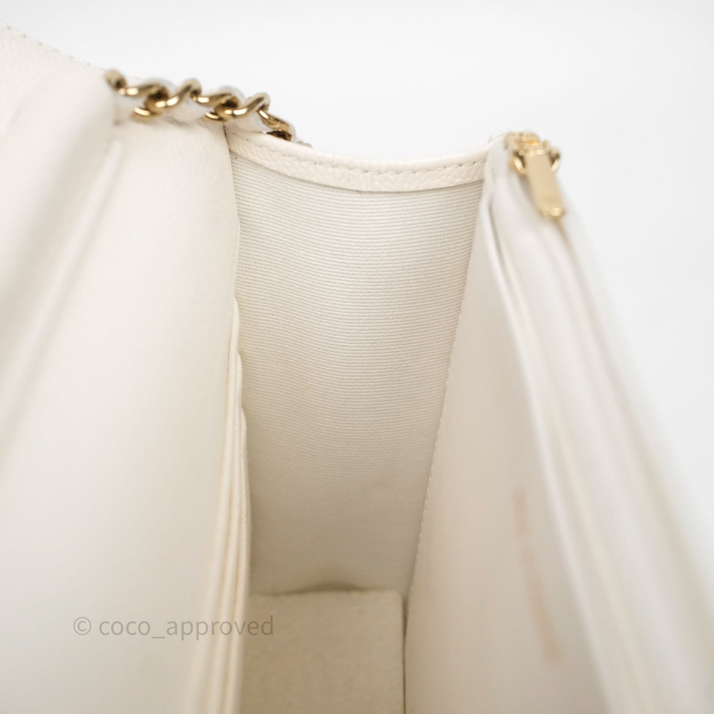 Chanel Classic WOC White Bag Caviar Gold Hardware