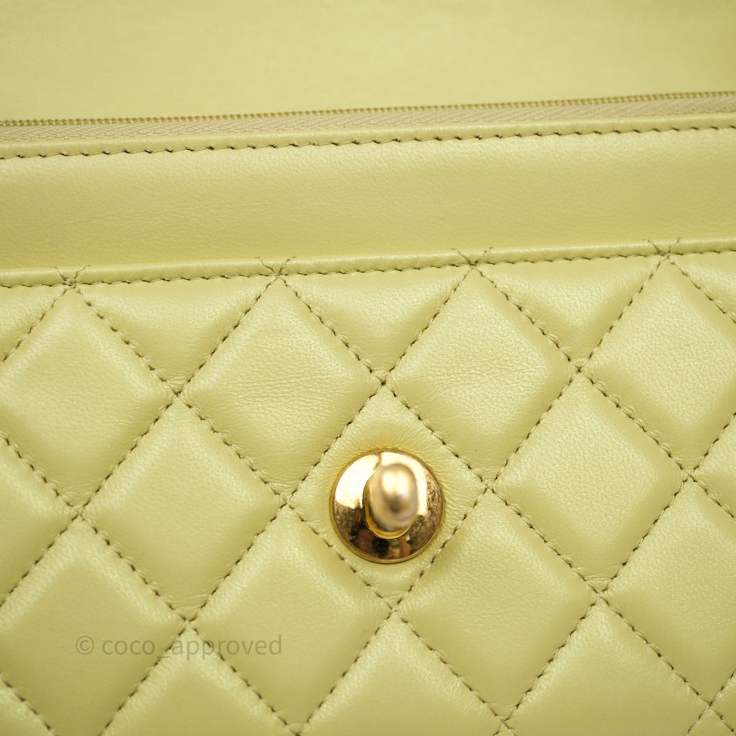 Chanel Double Chain WOC Iridescent Avocado Green Lambskin Aged Gold Hardware 23C
